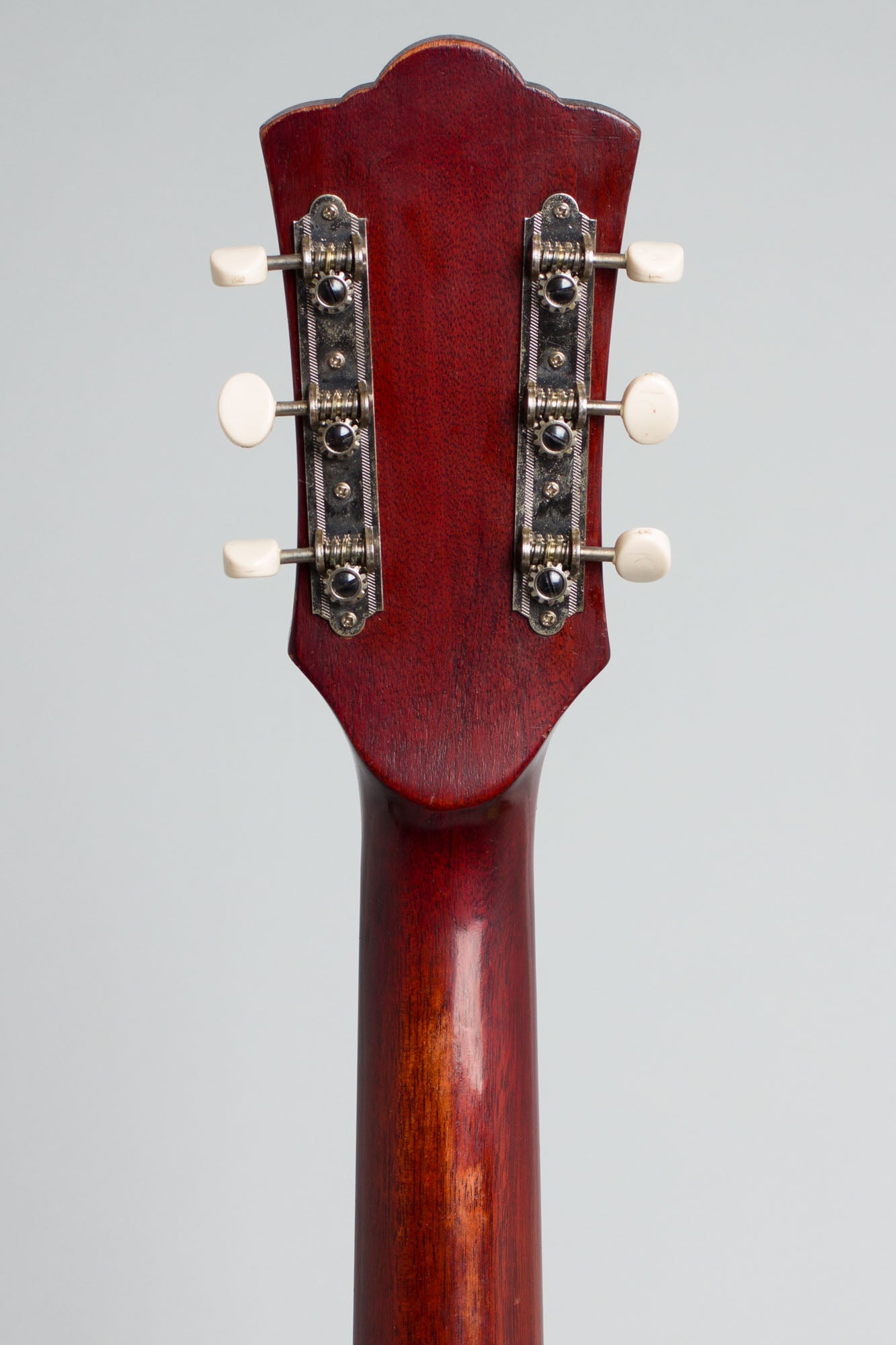 Guild M-20 Flat Top Acoustic Guitar (1965-6)