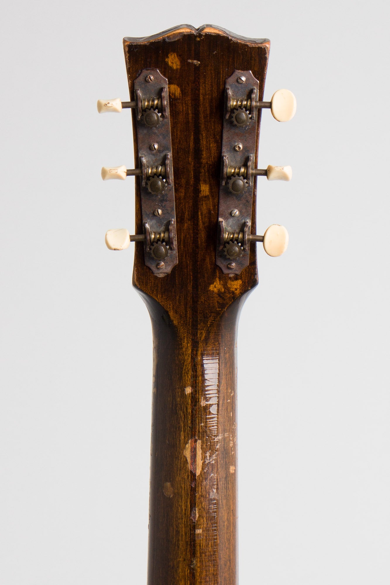 Gibson J-45 Banner Flat Top Acoustic Guitar (1943)