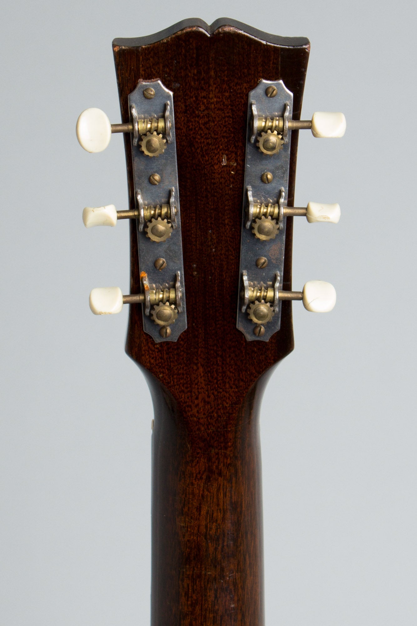 Gibson J-45 Banner Flat Top Acoustic Guitar (1942)