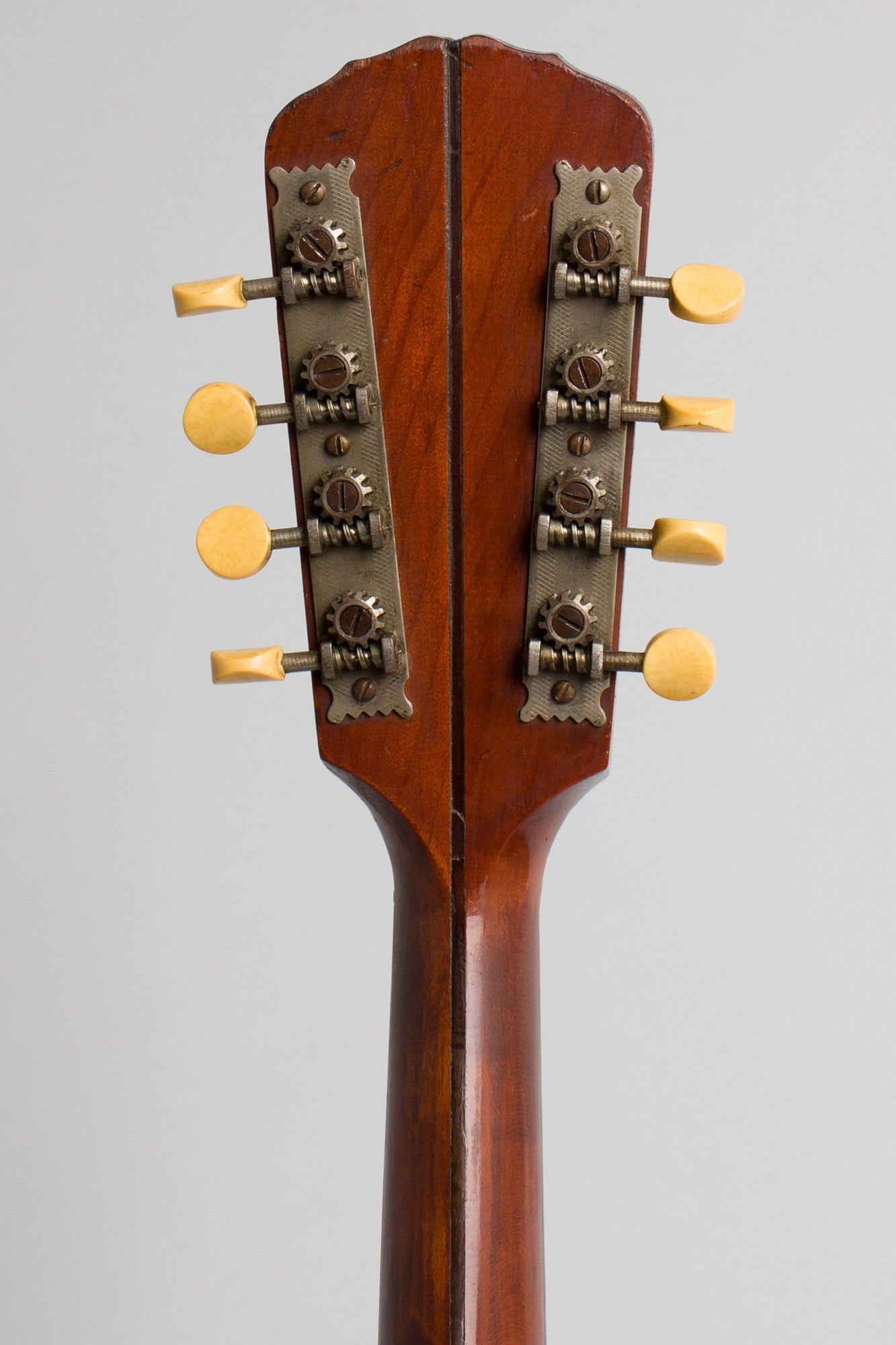 Gibson Style A-1 Carved Top Mandolin (1910)