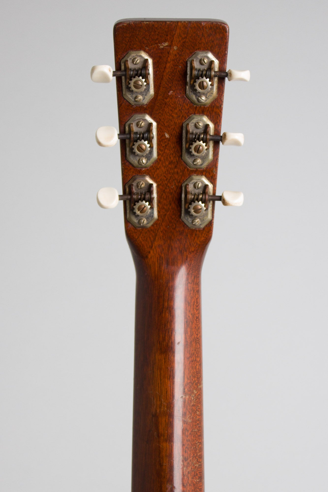 C. F. Martin 00-17 Flat Top Acoustic Guitar (1948)