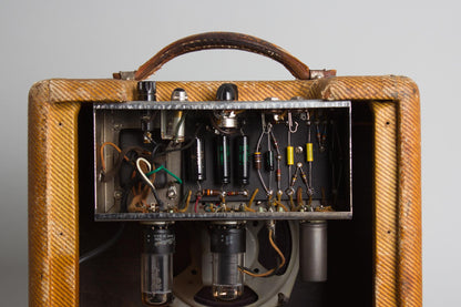 Fender Champ 5F1 Tube Amplifier (1956)