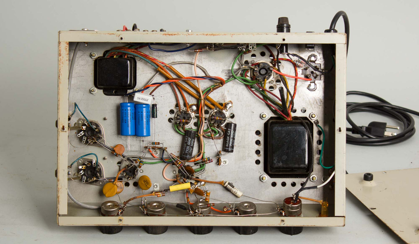 Newcomb Pathfinder Model E-20 w/ Jensen Imperial Reproducer CA-12 Speaker Owned and Used by Tom Verlaine Head and Cabinet Amplifier (1940s/1965)