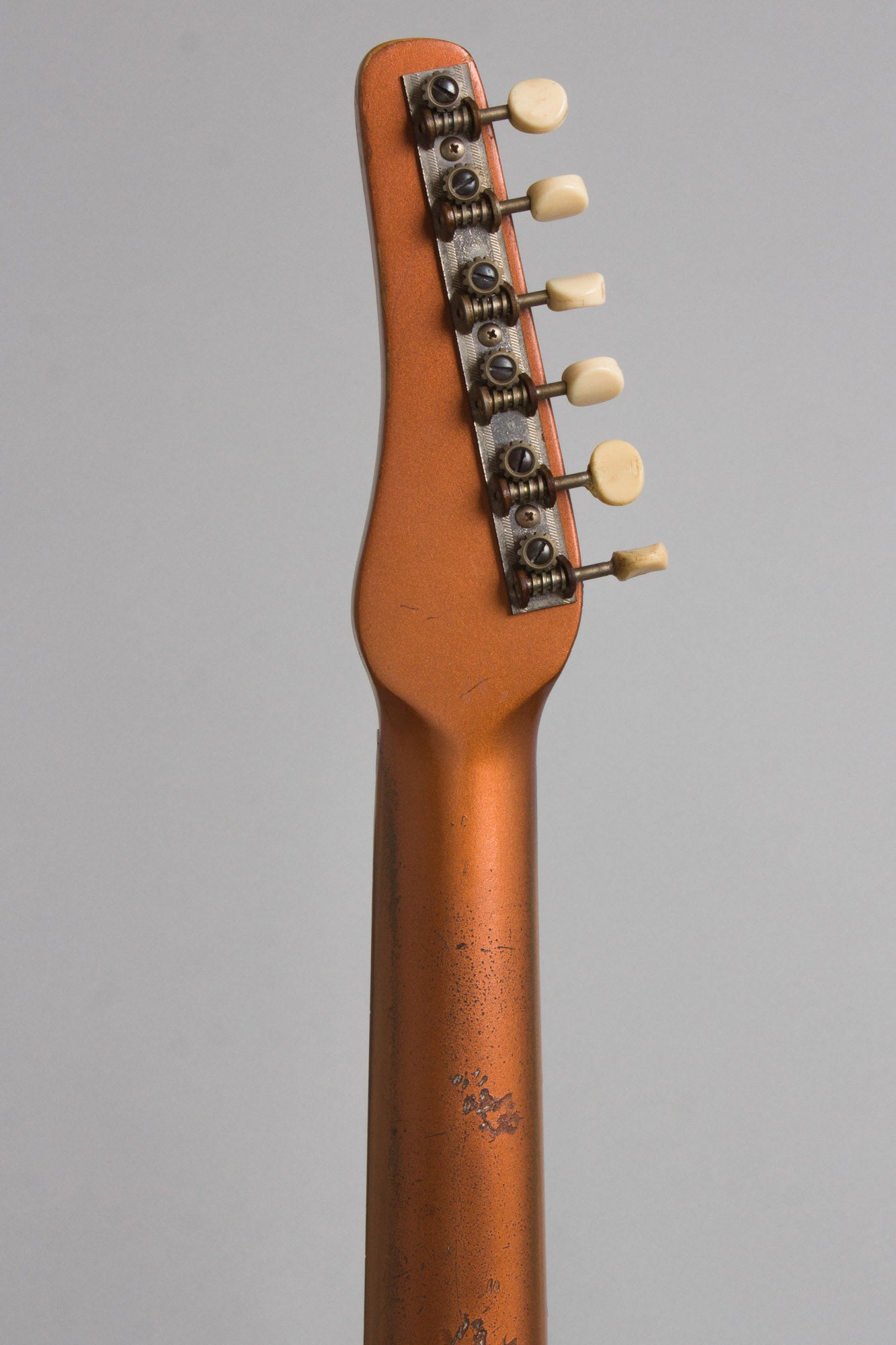 Danelectro Silvertone Model 1417L Semi-Hollow Body Electric Guitar (1959)
