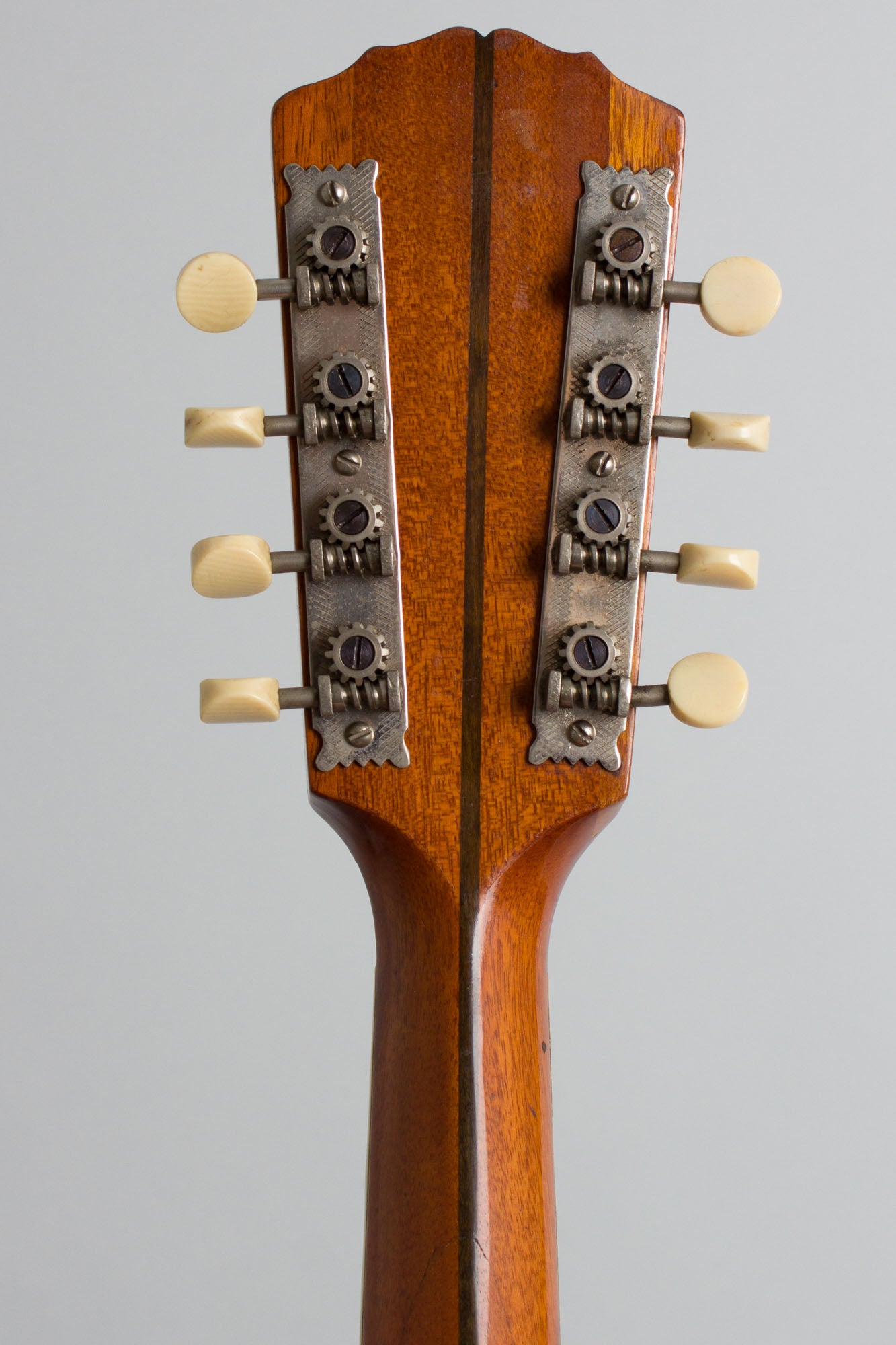 Gibson Style A-1 Carved Top Mandolin (1916)
