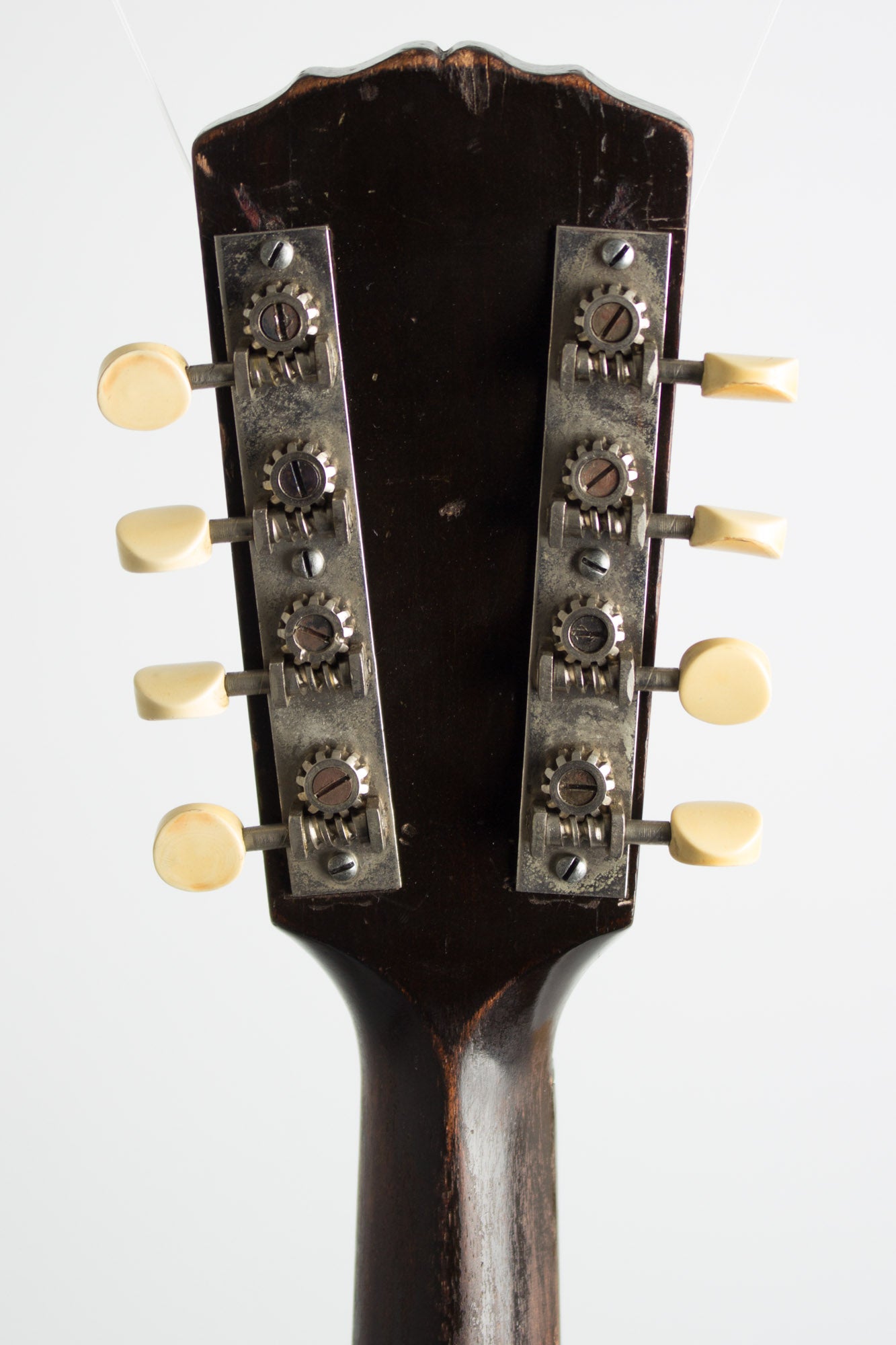 Gibson A-Junior Carved Top Mandolin (1921)
