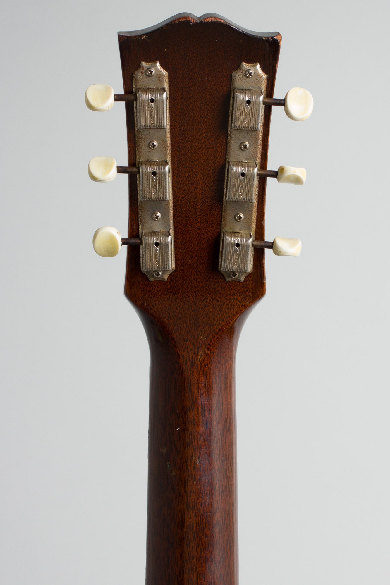 Gibson LG-1 Flat Top Acoustic Guitar (1958)