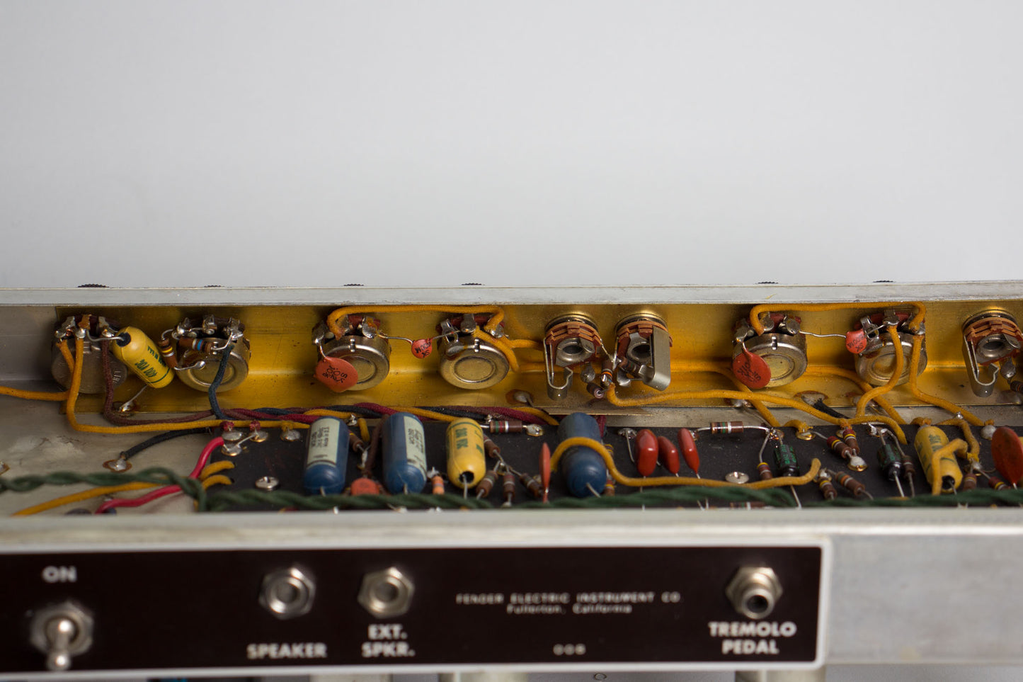 Fender Deluxe 6G3 Tube Amplifier (1961)