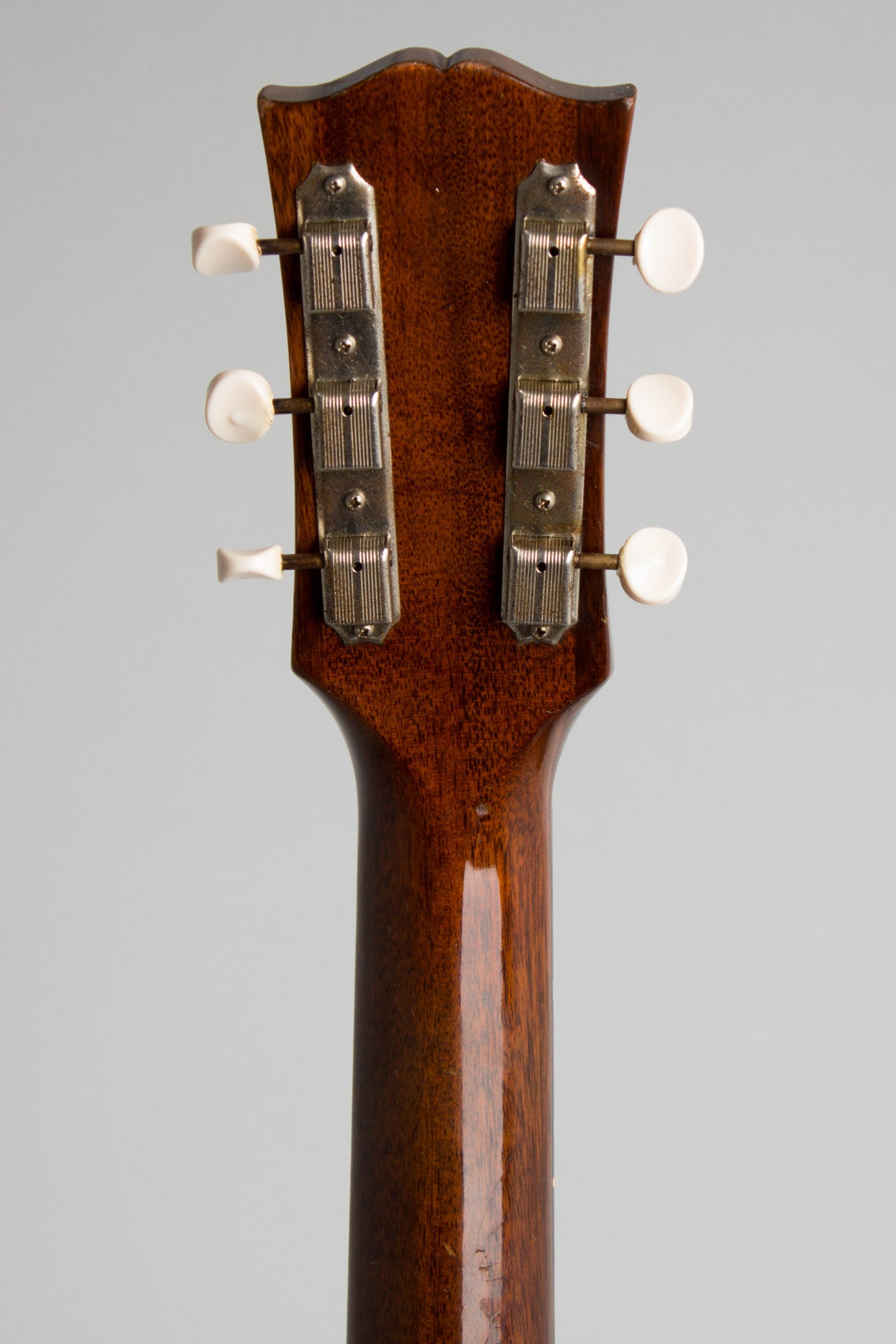 Gibson LG-1 Flat Top Acoustic Guitar (1955)