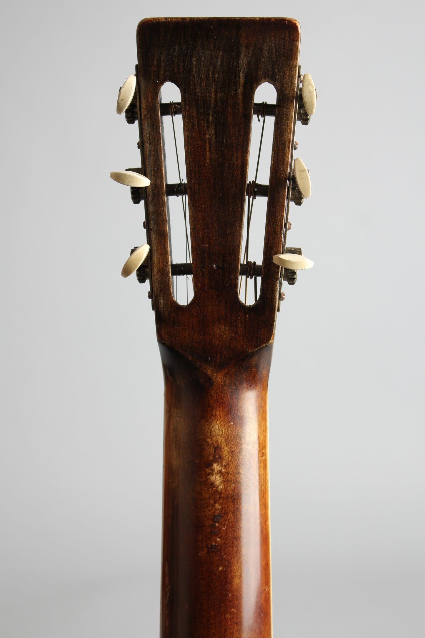 National Style 0 Resophonic Guitar (1931)