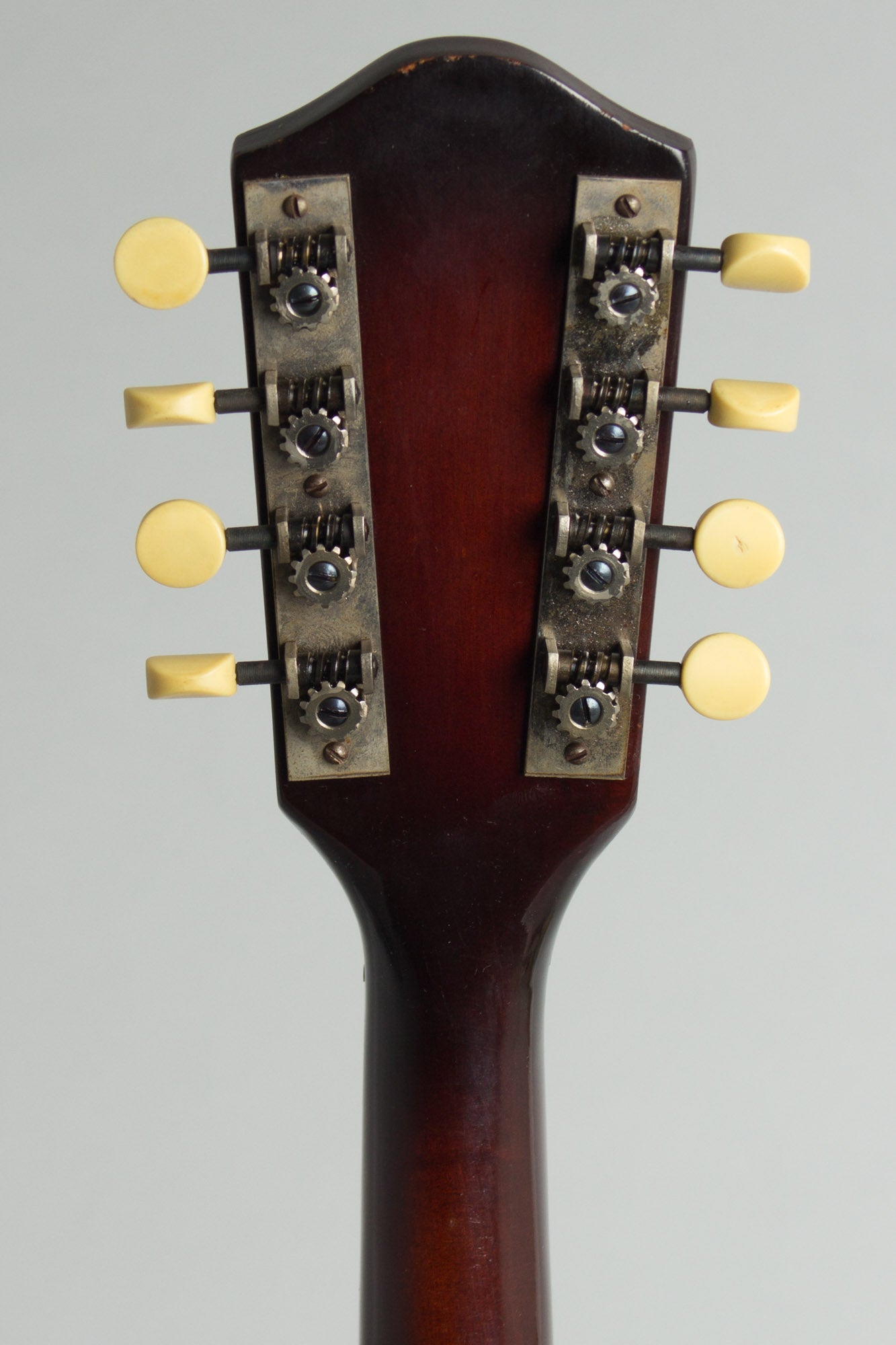 Stradolin Arch Top Mandolin (1938)