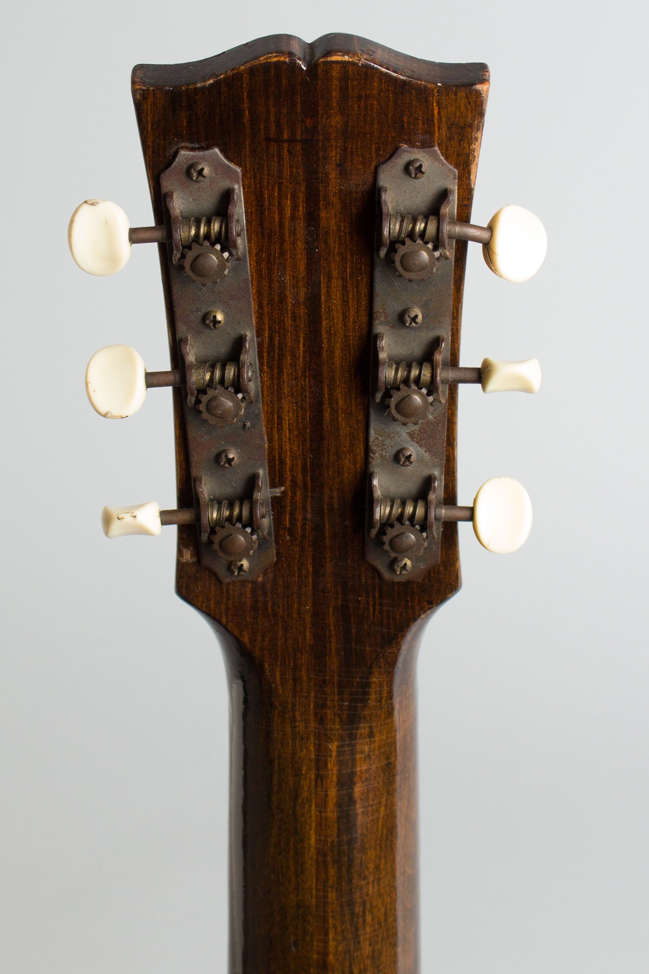 Gibson J-45 Flat Top Acoustic Guitar (1944)