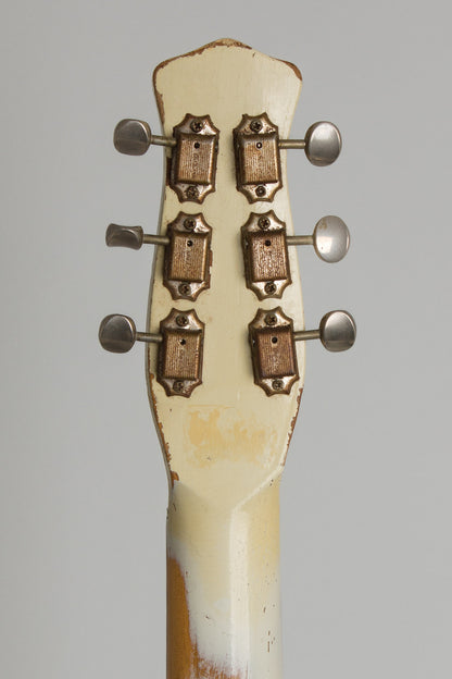 Danelectro Model 6026 Deluxe Semi-Hollow Body Electric Guitar (1958)