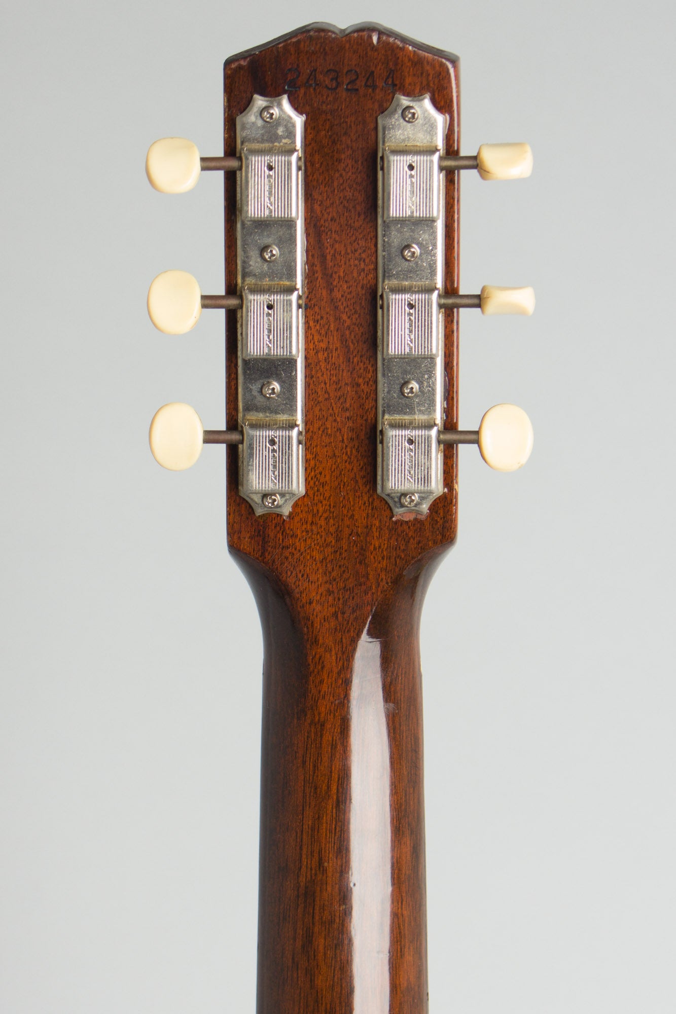 Gibson Melody Maker D Solid Body Electric Guitar (1964)