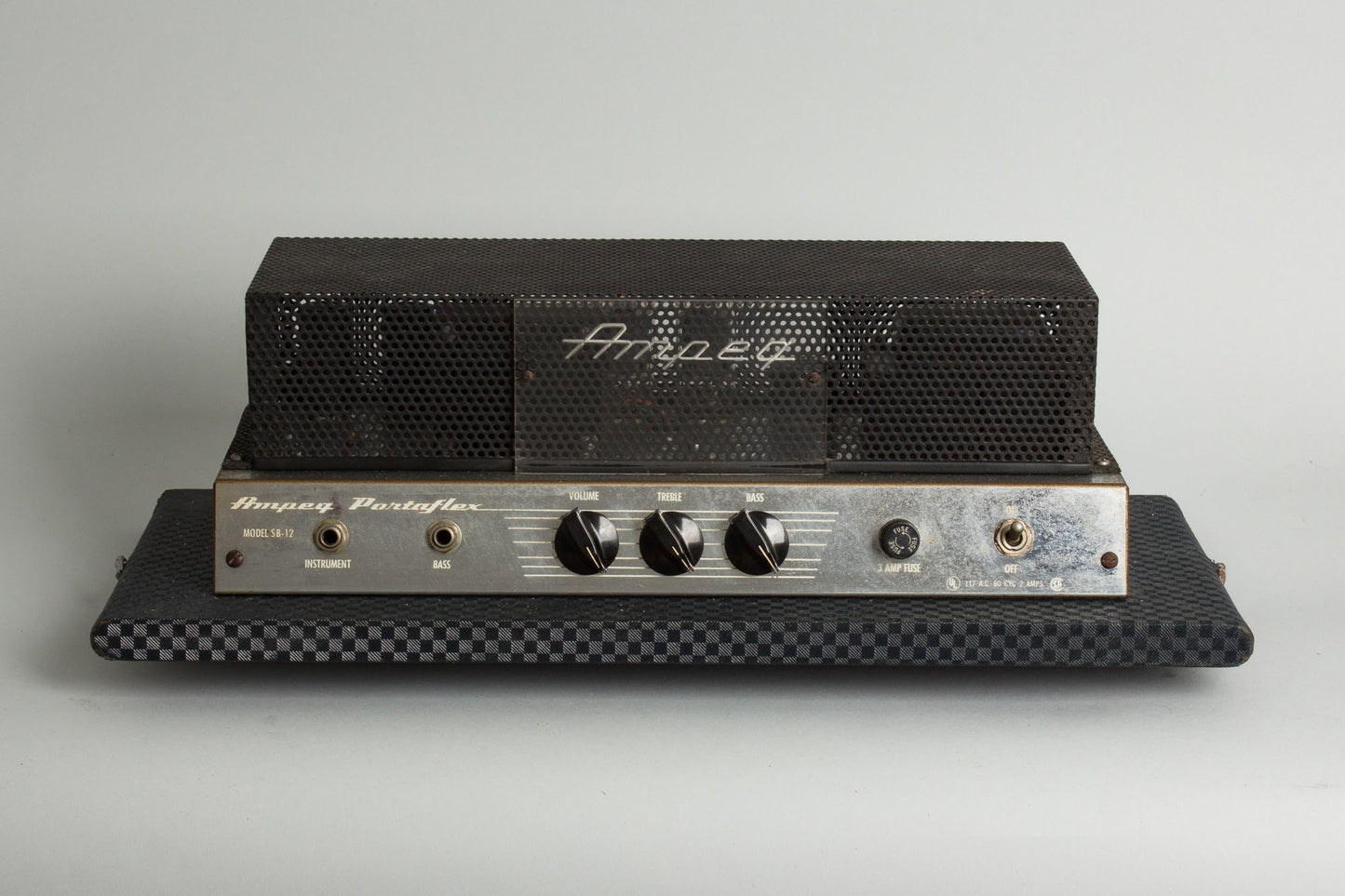Ampeg SB-12 Portaflex Fliptop Bass Amplifier (1966)
