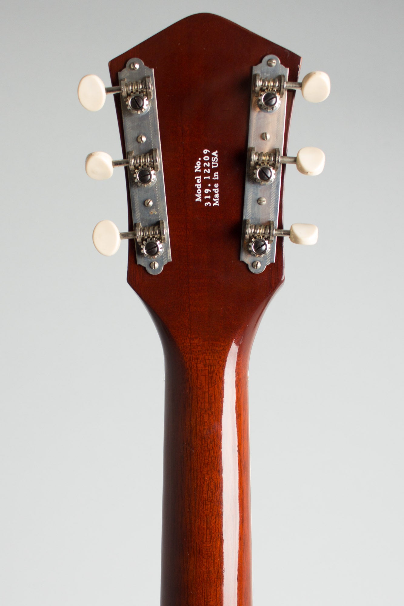 Harmony Silvertone Model 1220L Jumbo Flat Top Acoustic Guitar (1969)