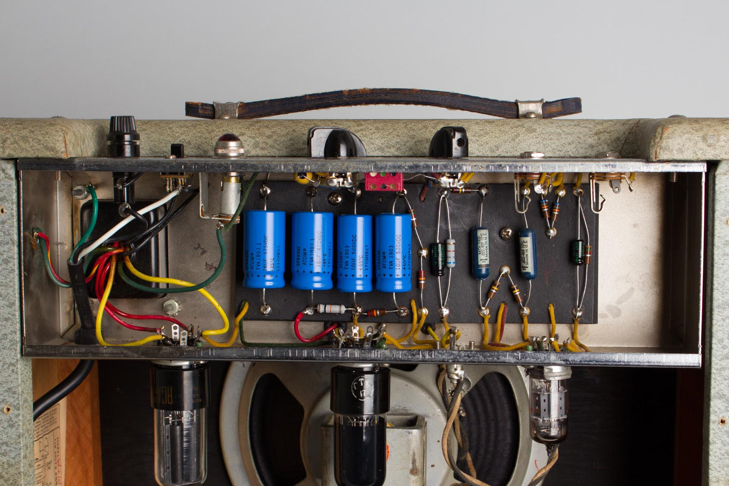 Fender White Tube Amplifier (1962)