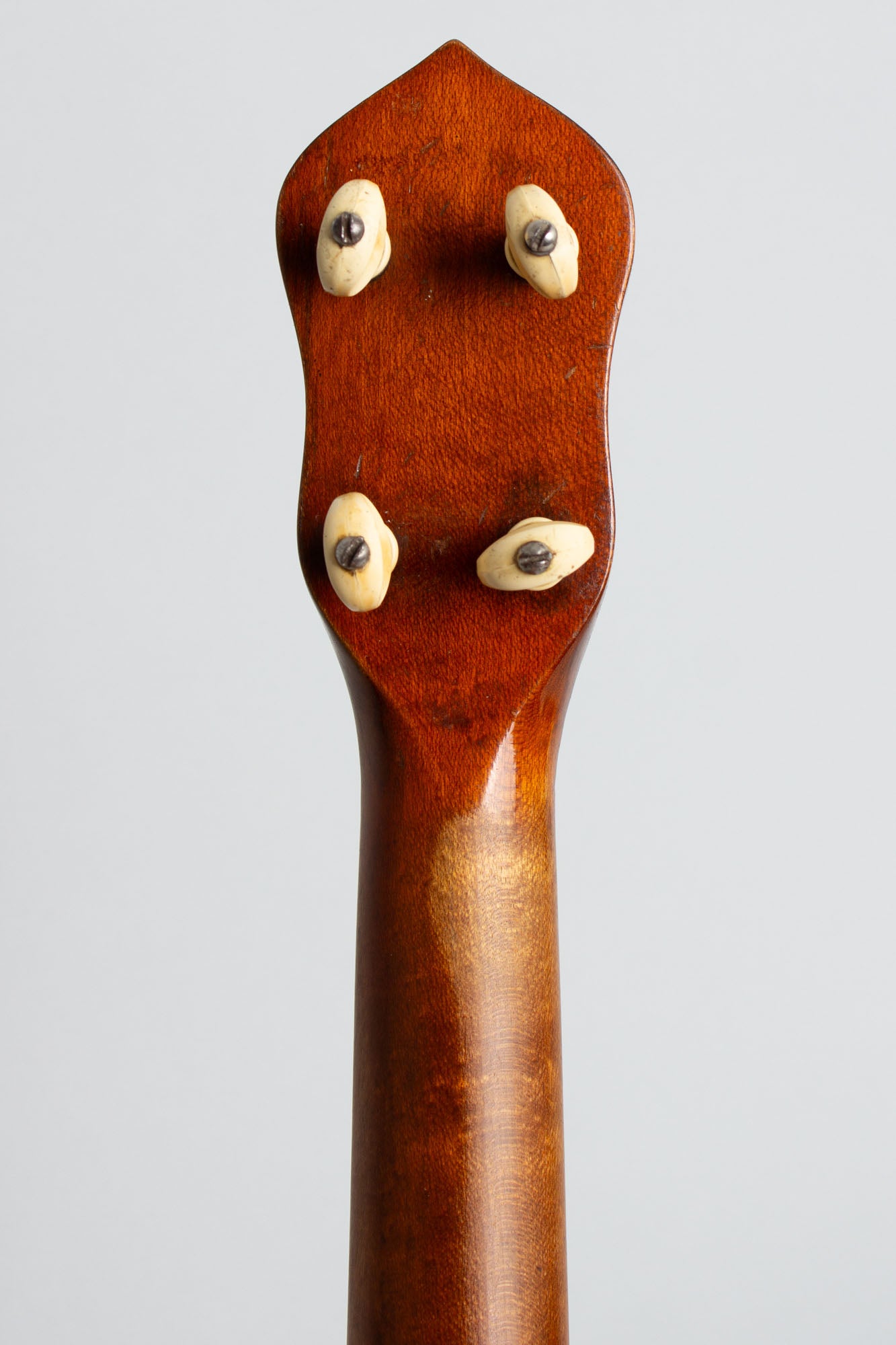 Gibson UB-2 Banjo Ukulele (1932)