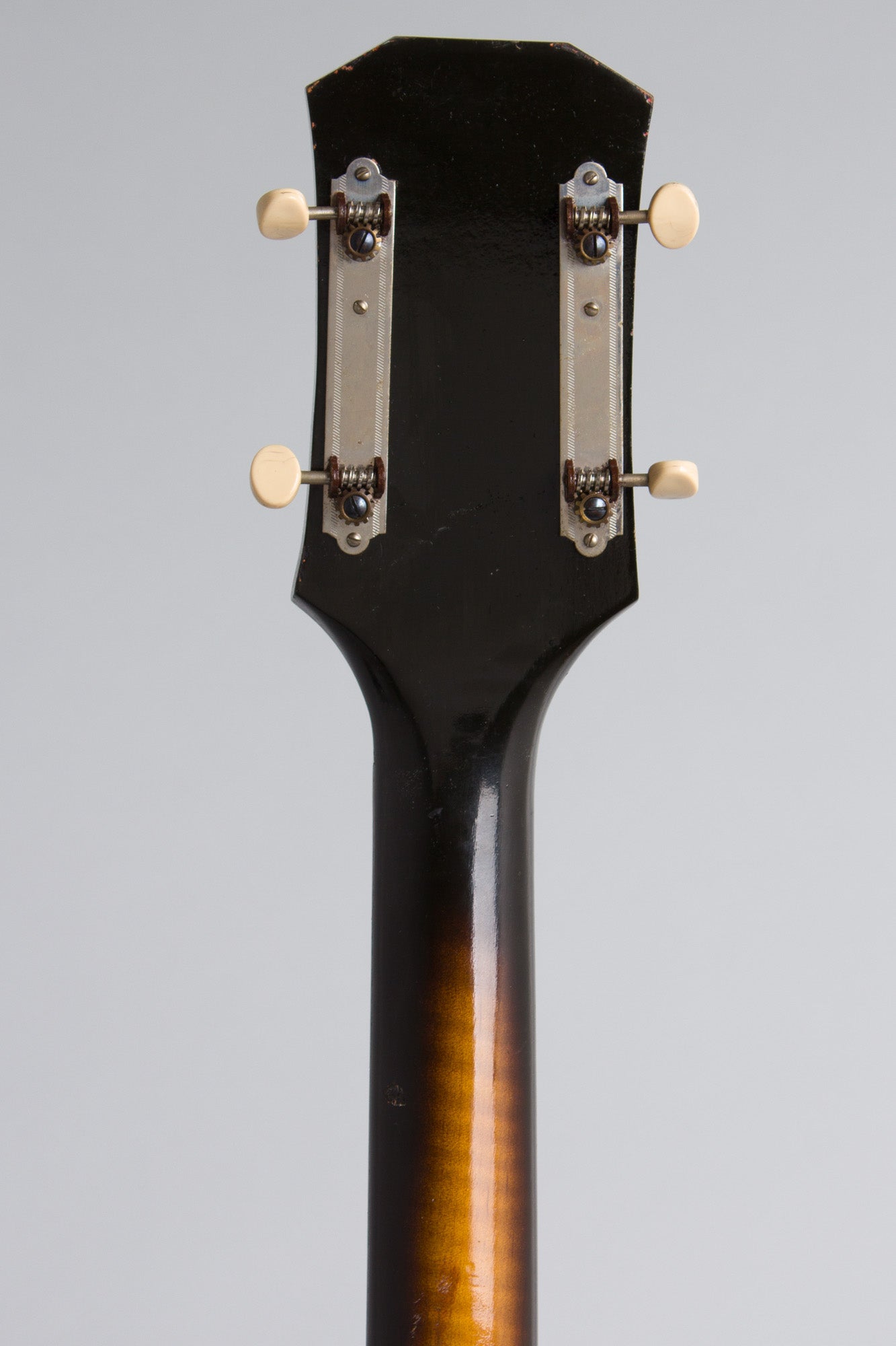 Harmony H-22 Electric Bass Guitar (1967)