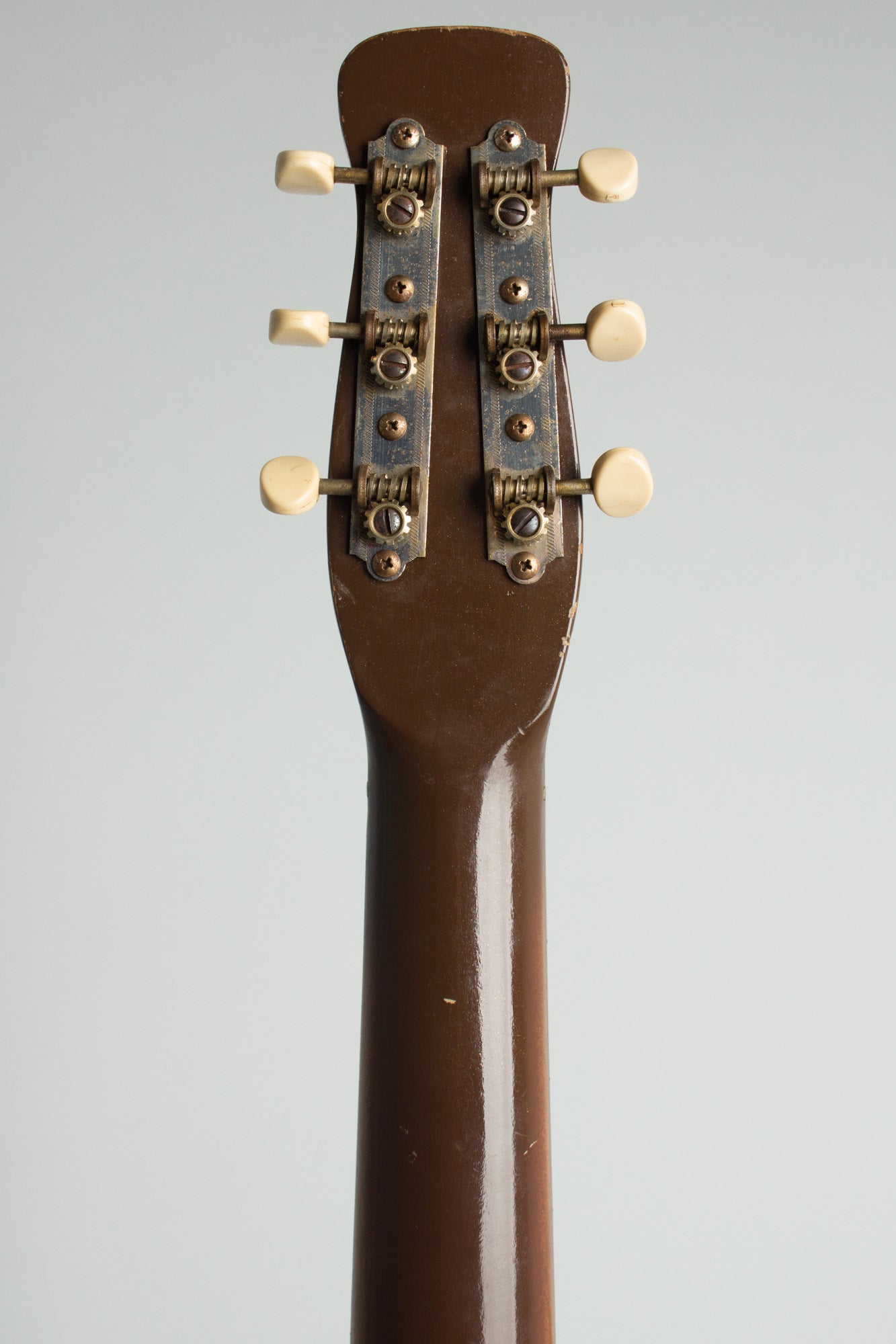 Danelectro Silvertone Model 1304 Wishbook Special Semi-Hollow Body Electric Guitar (1959)