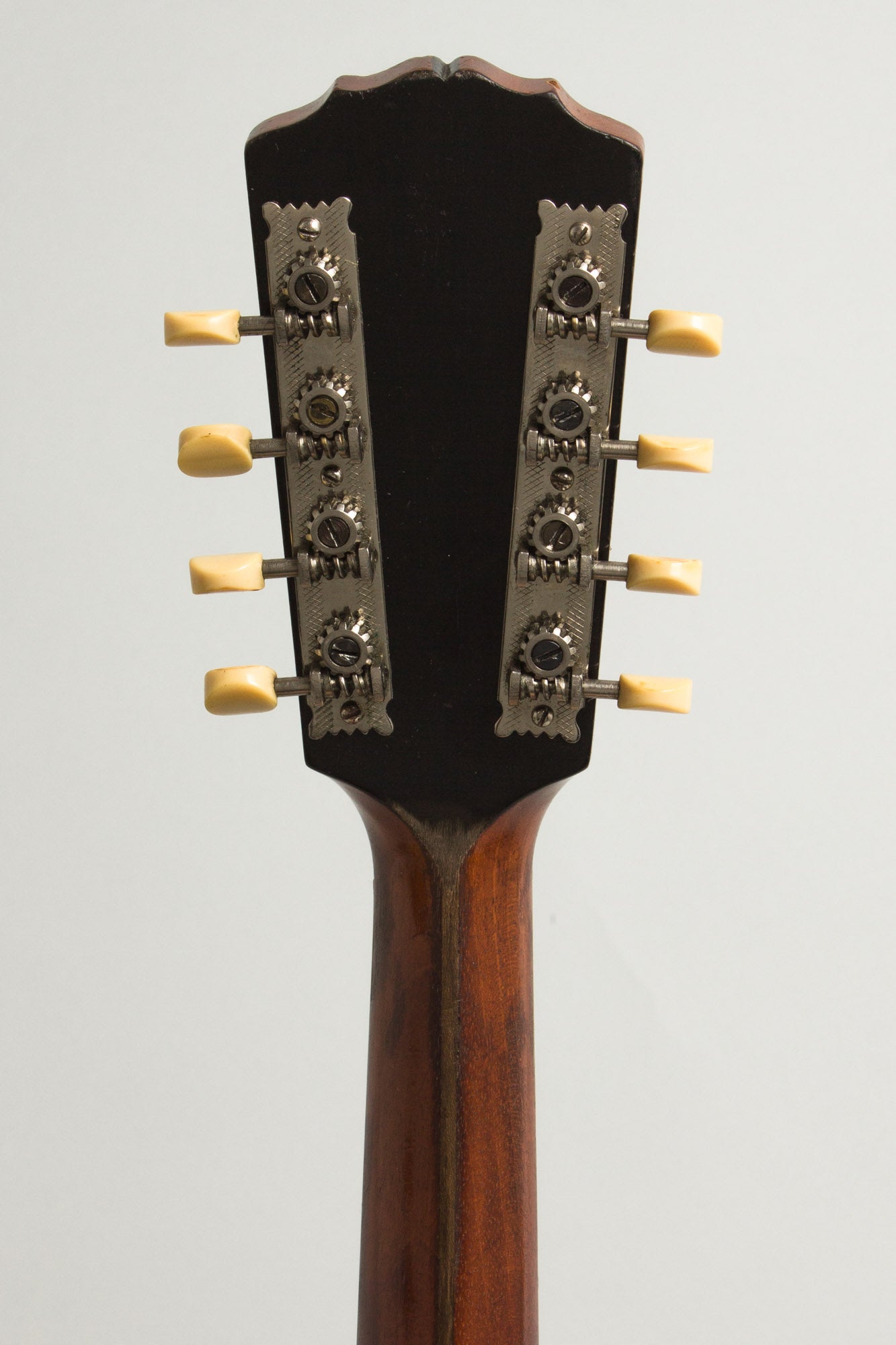 Gibson Style A-3 Carved Top Mandolin (1918)