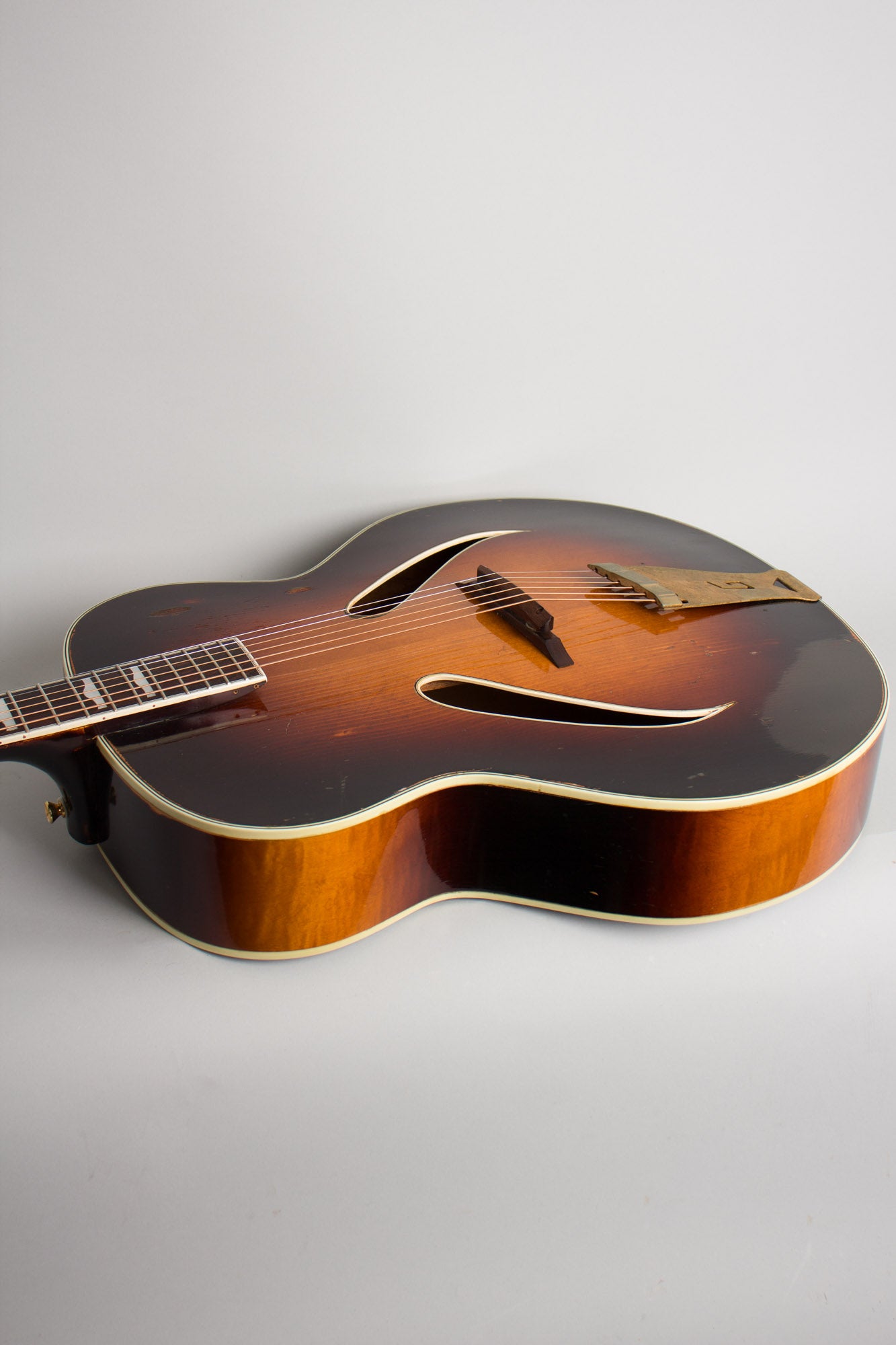 Gretsch Model 6028 Arch Top Acoustic Guitar (1954)
