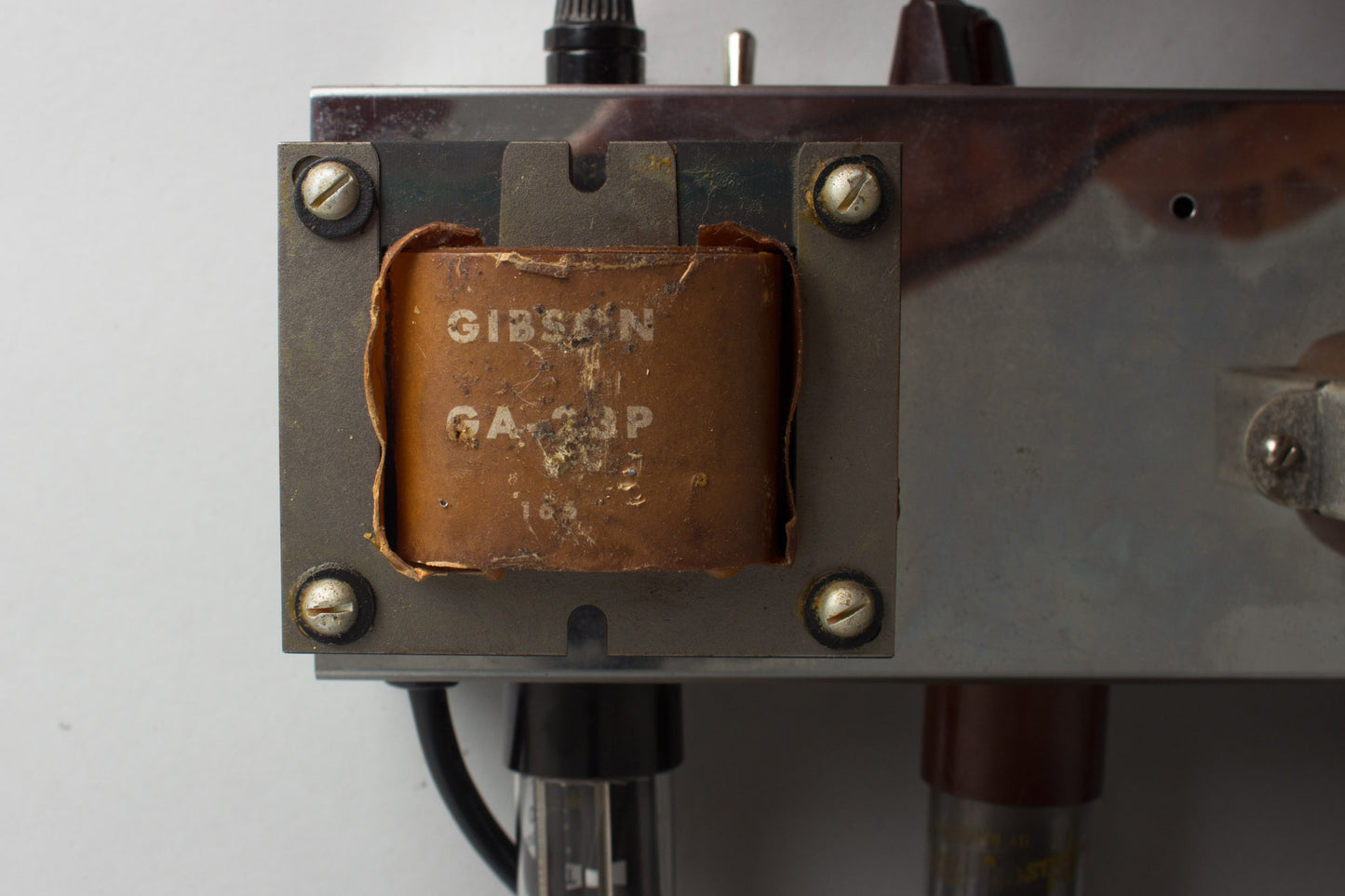 Gibson GA-8 Discoverer Tube Amplifier (1961)