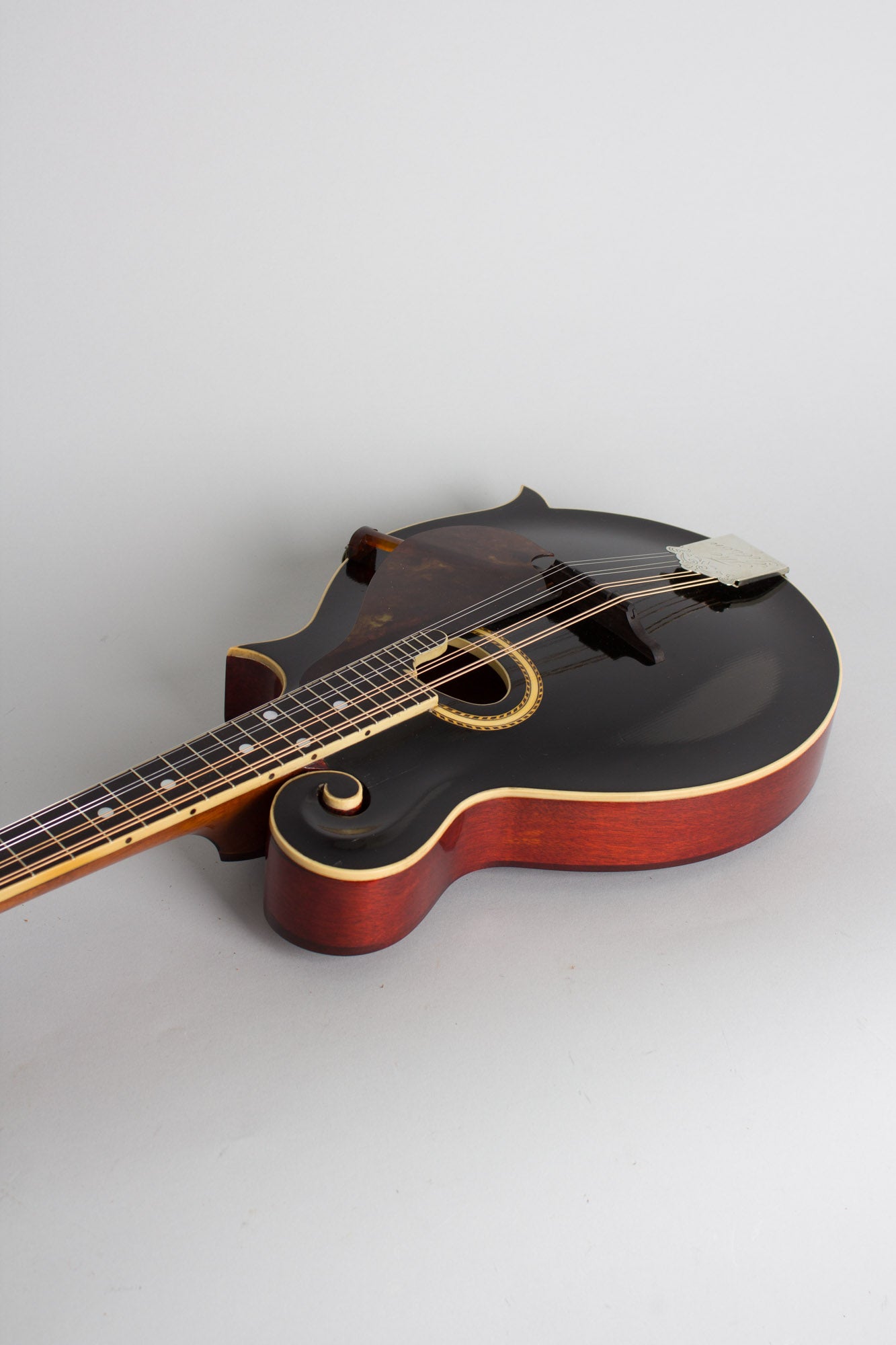 Gibson F-2 Carved Top Mandolin (1912)