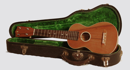 Washburn Model 5318 ""Deluxe"" Soprano Ukulele (1925)