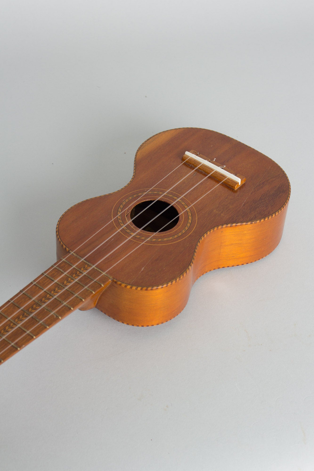 Lyon & Healy Conservatory Soprano Ukulele (1920)