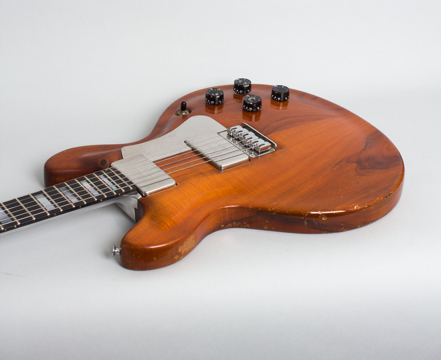 Travis Bean TB-1000A, from the Wilco Loft Collection Solid Body Electric Guitar (1975)