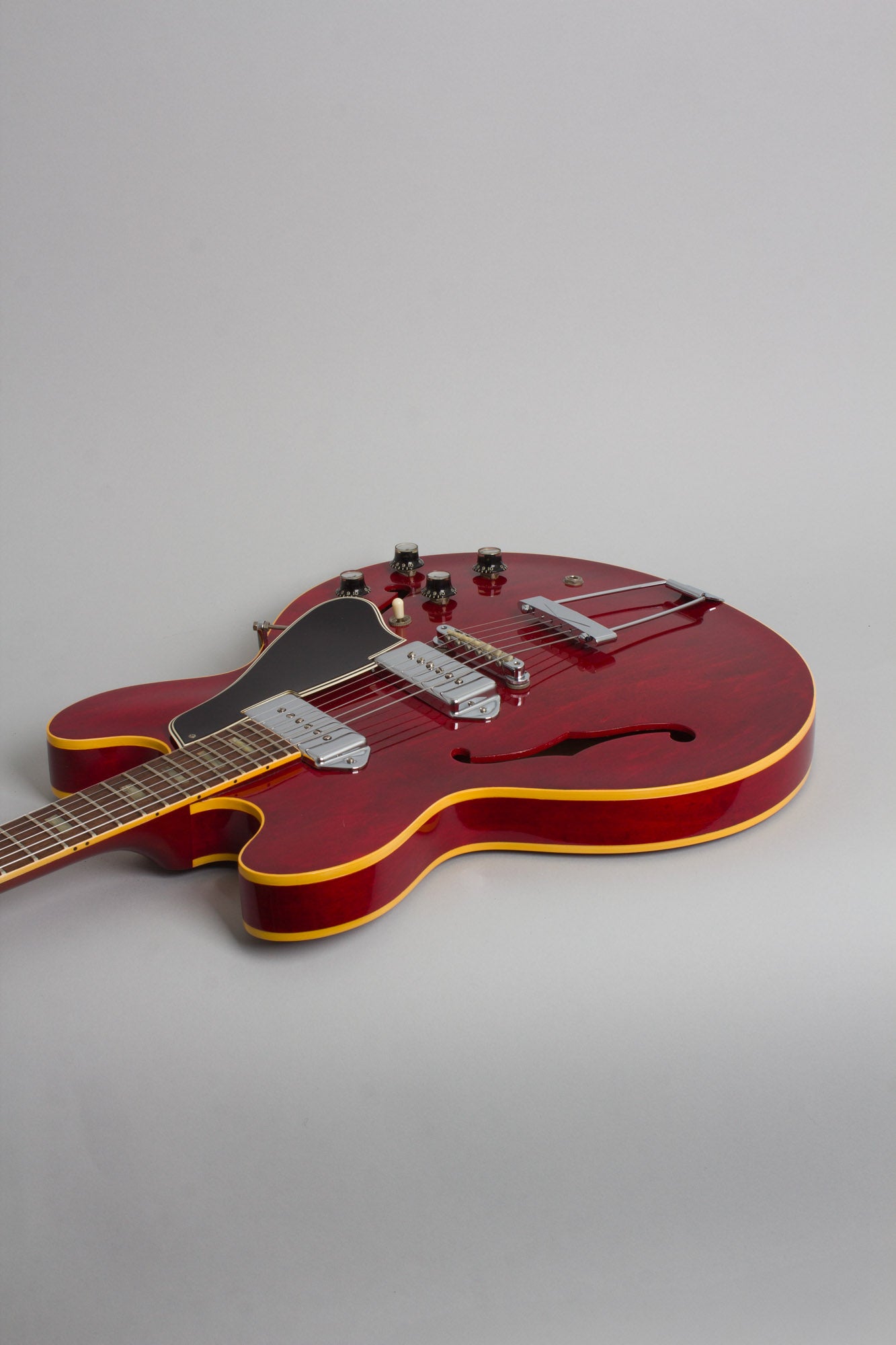 Gibson ES-330TDC Thinline Hollow Body Electric Guitar (1966)