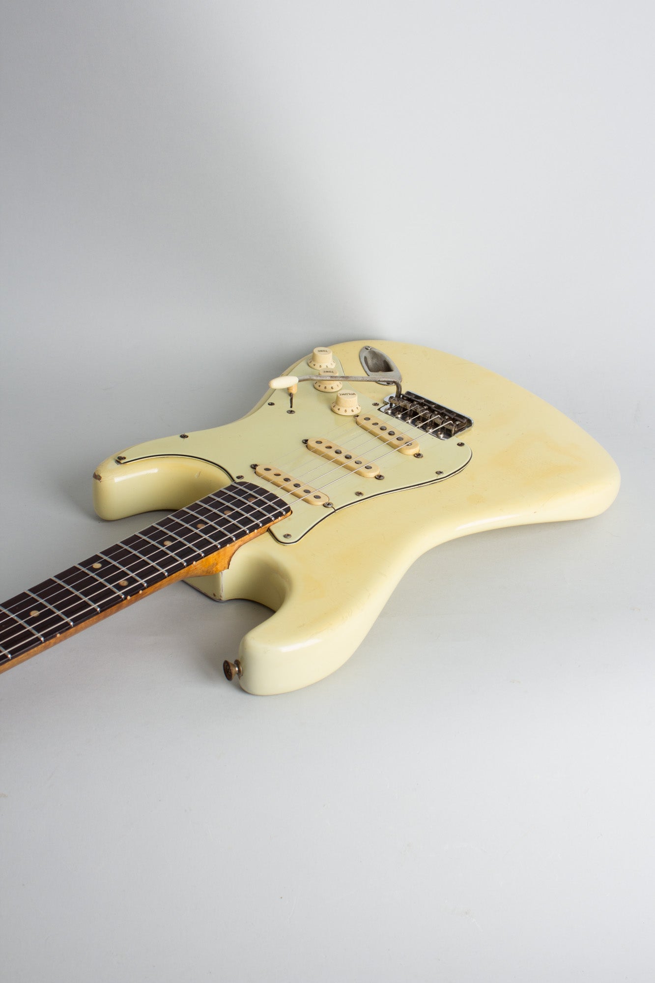 Fender Stratocaster Solid Body Electric Guitar (1962)