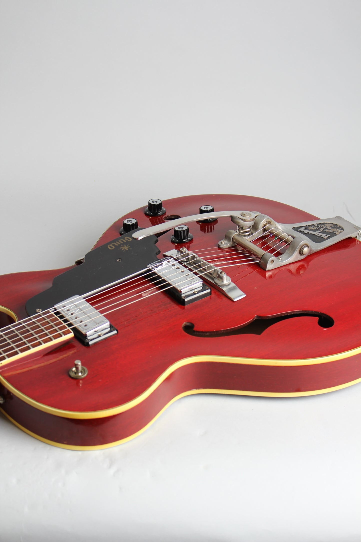Guild Starfire III Thinline Hollow Body Electric Guitar (1966)