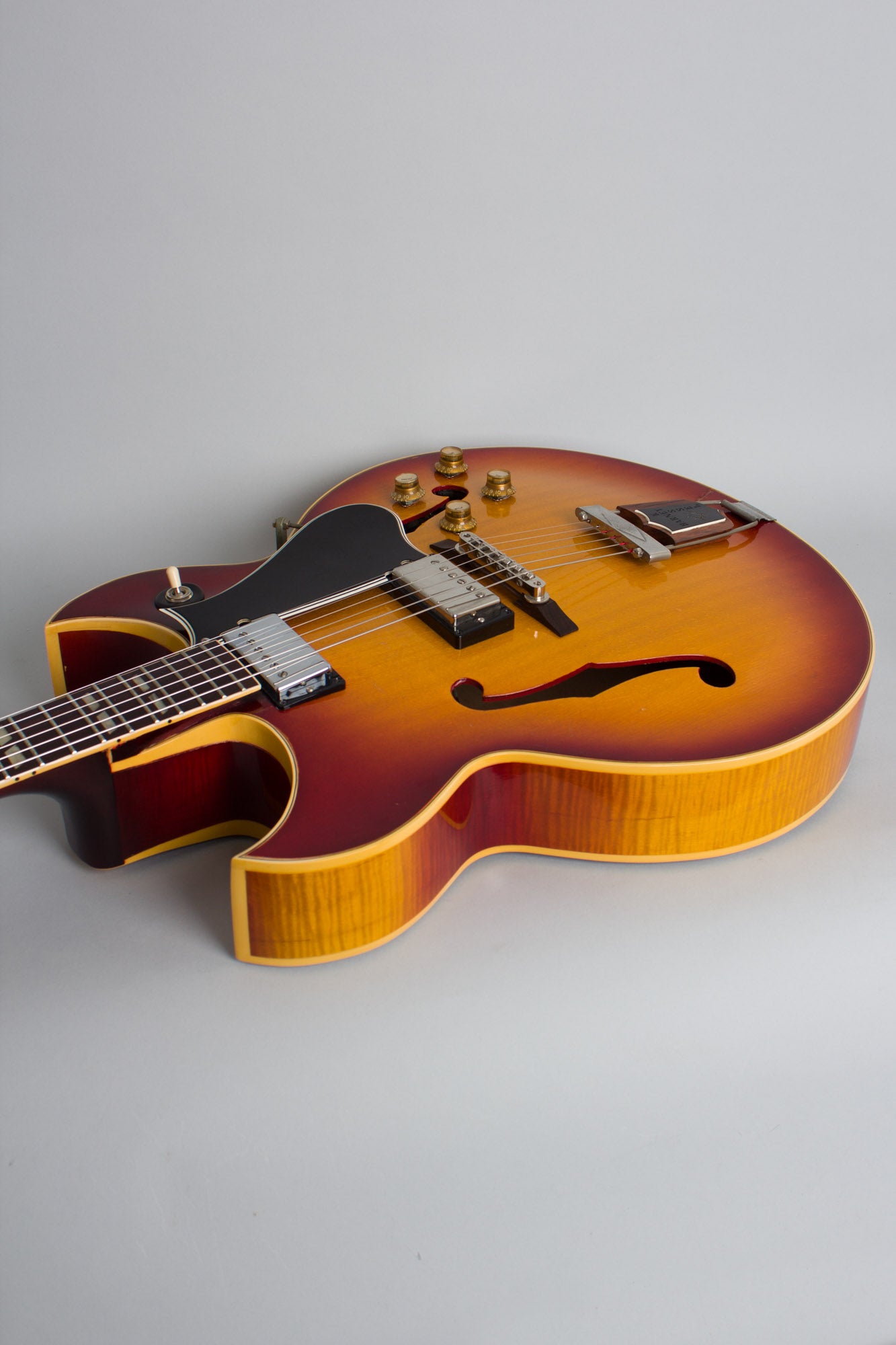 Gibson Barney Kessell Regular Arch Top Hollow Body Electric Guitar (1962)