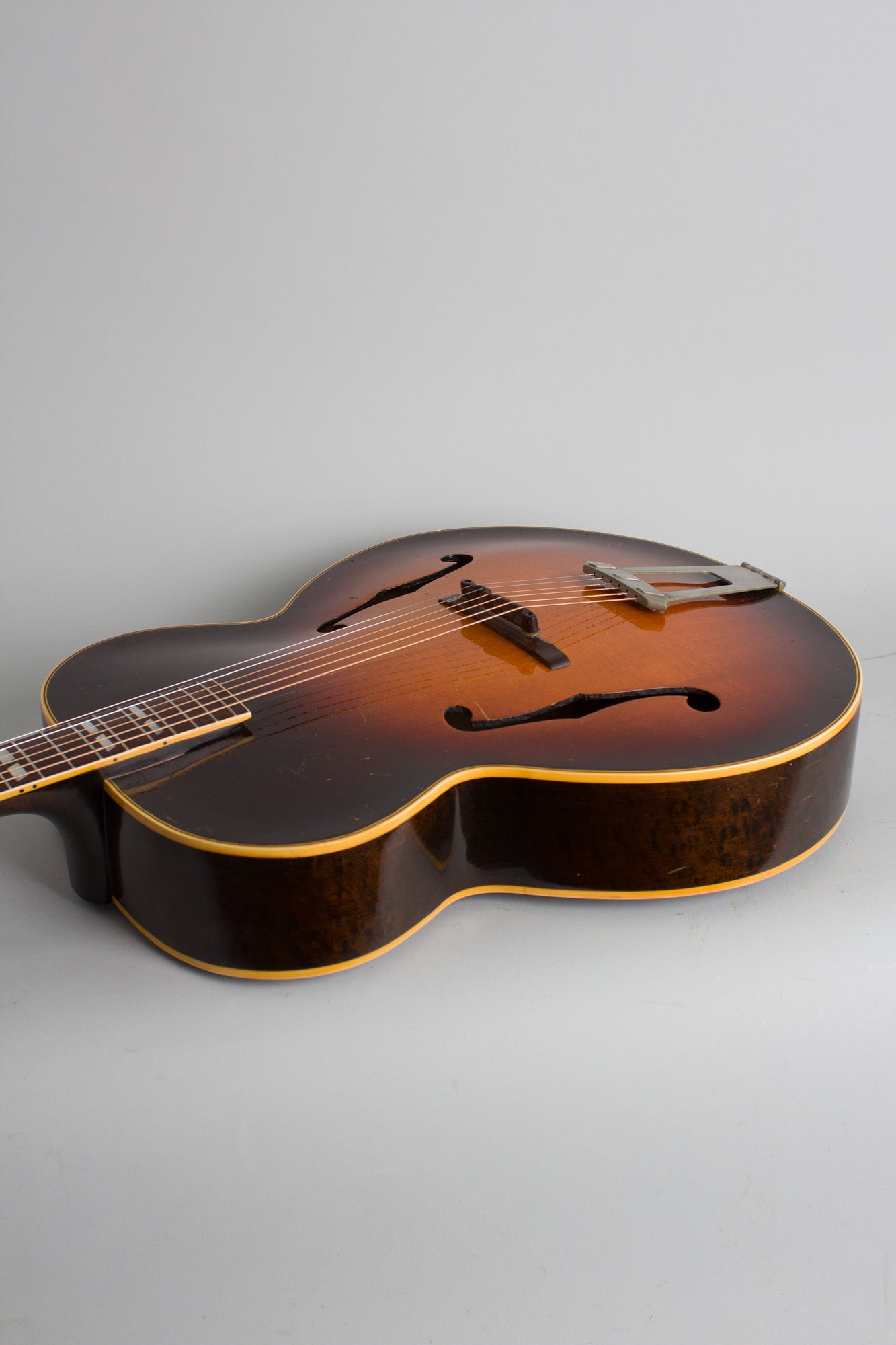 Gibson L-7 Arch Top Acoustic Guitar (1946)