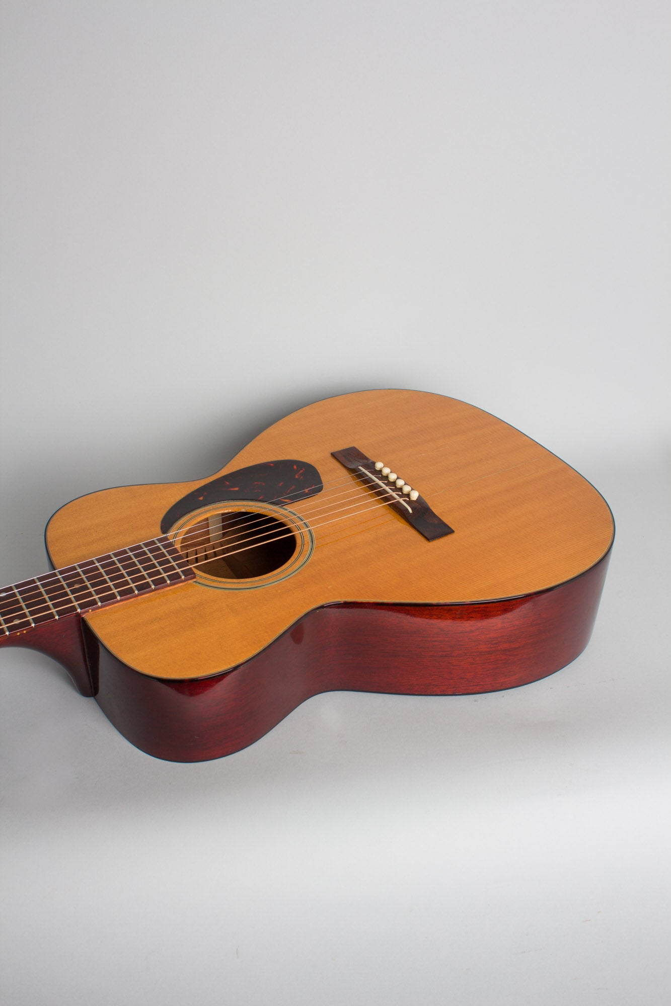 Guild F-20NT Flat Top Acoustic Guitar (1967)