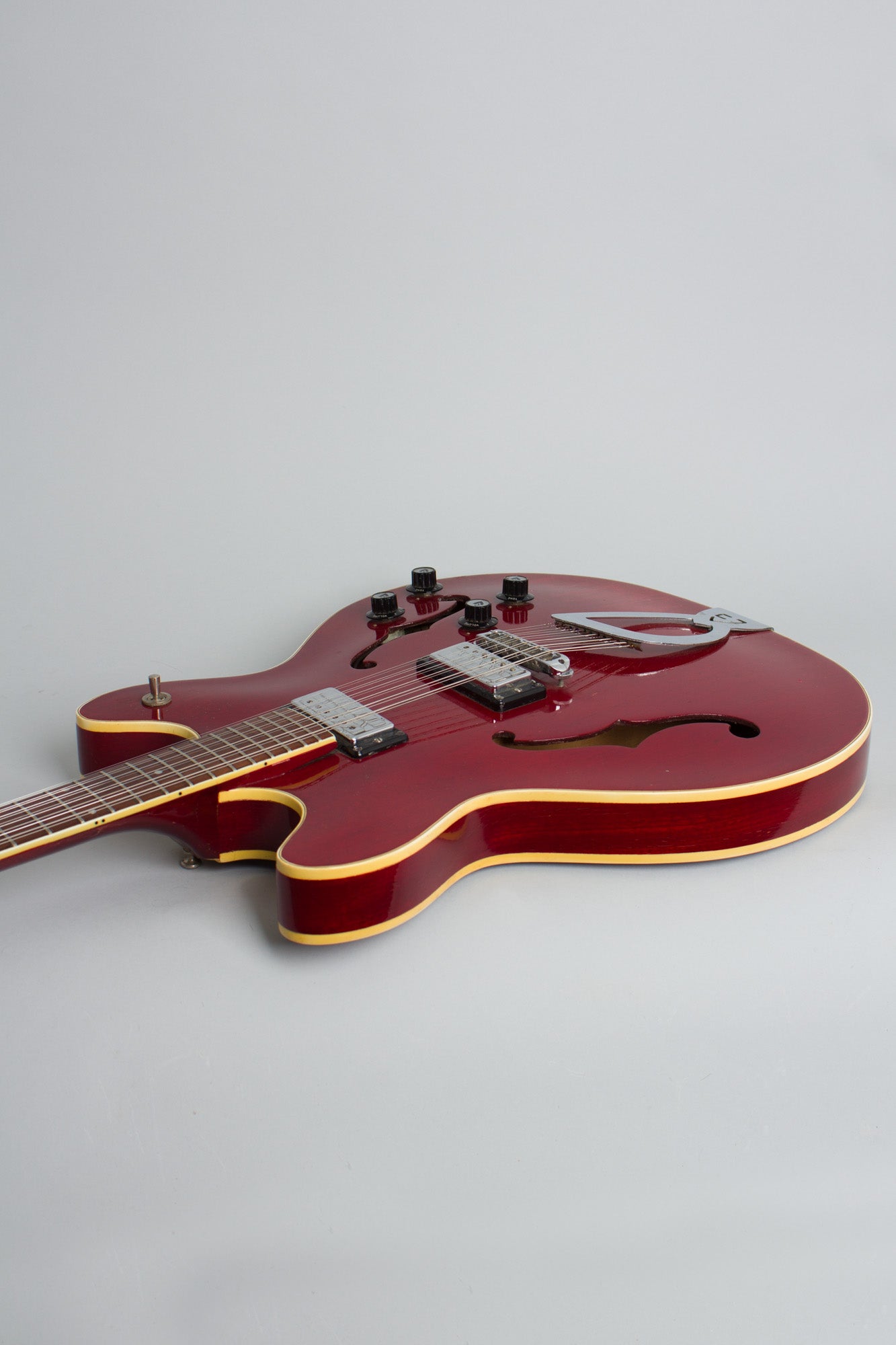 Guild Starfire XII 12 String Semi-Hollow Body Electric Guitar (1966)