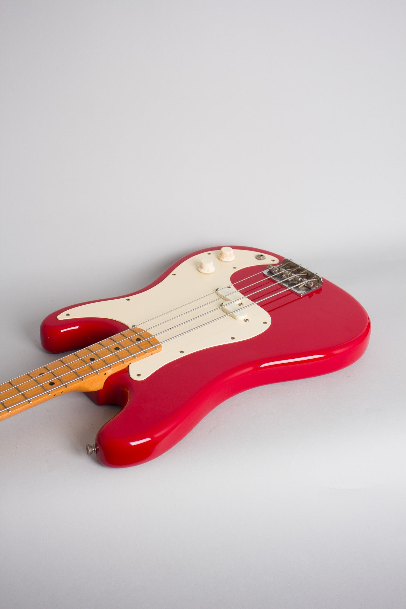 Fender Bullet BB-30 Solid Body Electric Bass Guitar (1982)