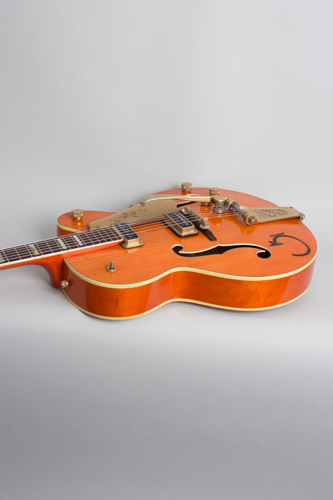 Gretsch Model 6120 Chet Atkins Hollow Body Arch Top Hollow Body Electric Guitar (1955)