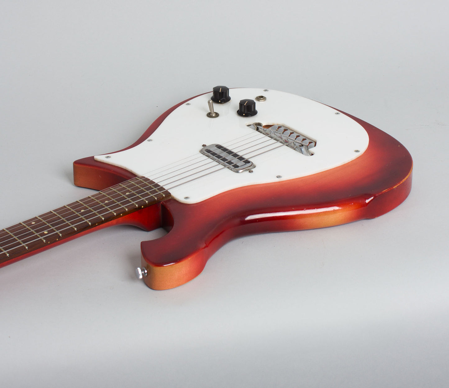 Rickenbacker Model 425 Solid Body Electric Guitar (1963)
