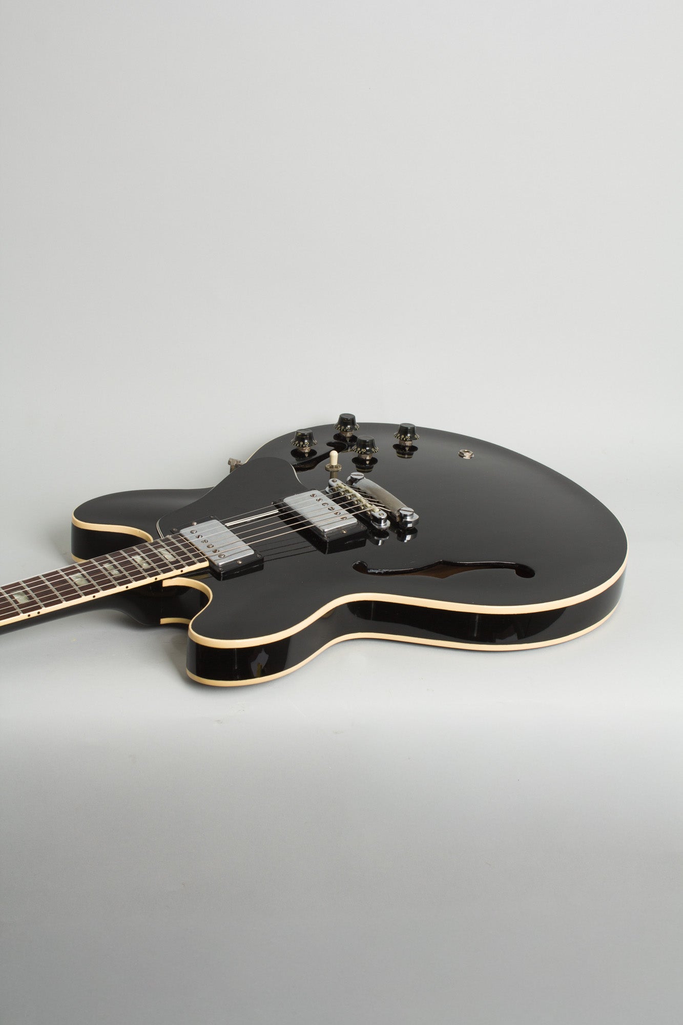Gibson ES-335TD Semi-Hollow Body Electric Guitar (1969)