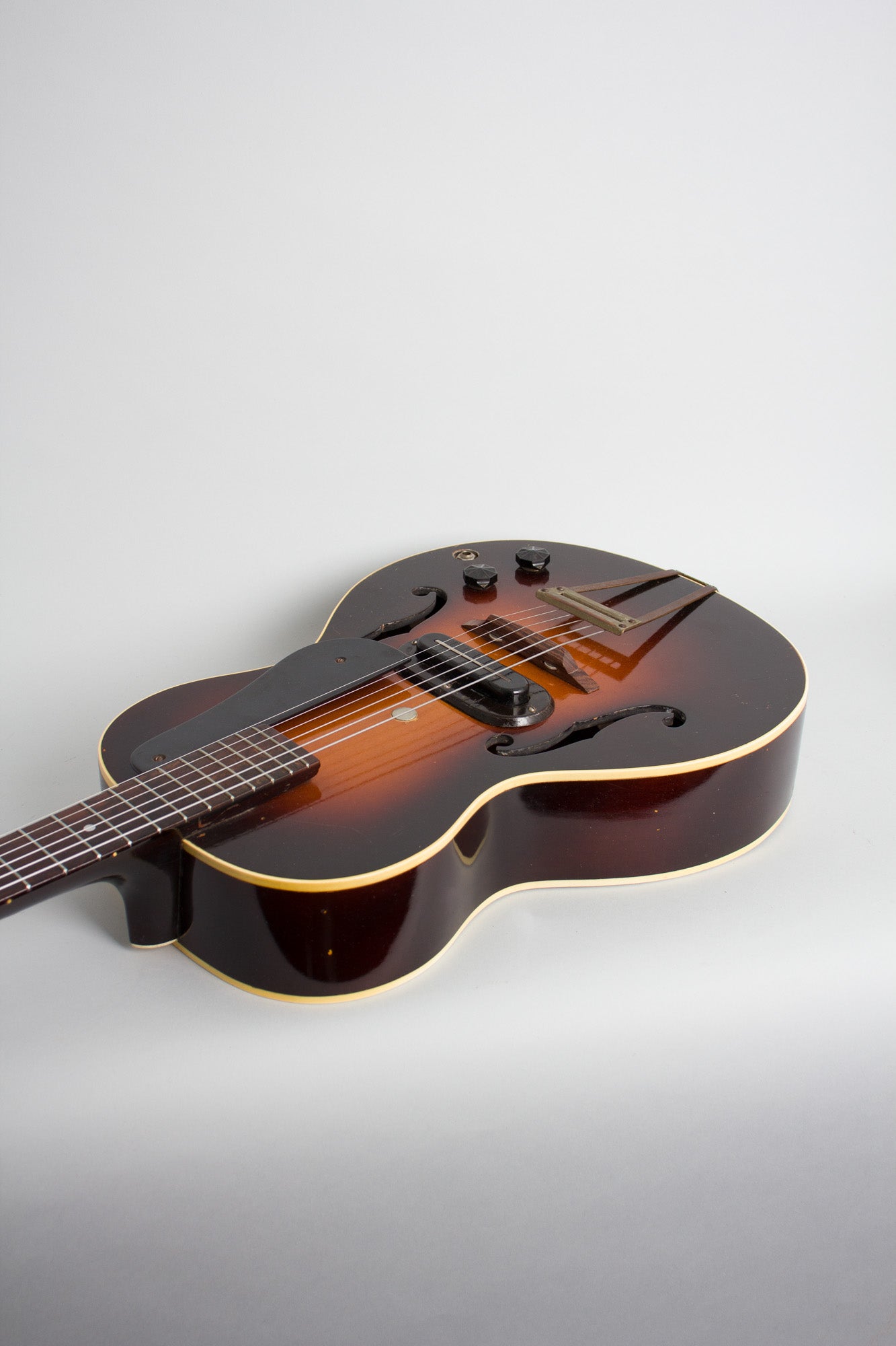 Epiphone Electar Model C Hollow Body Electric Guitar (1937)