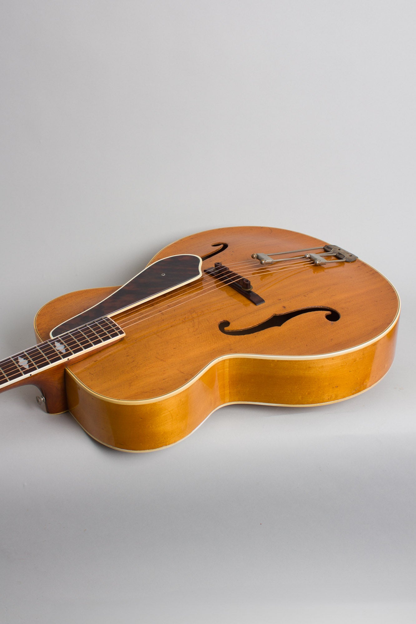 Epiphone Triumph Owned and Played by Frank Haggerty Arch Top Acoustic Guitar (1945)