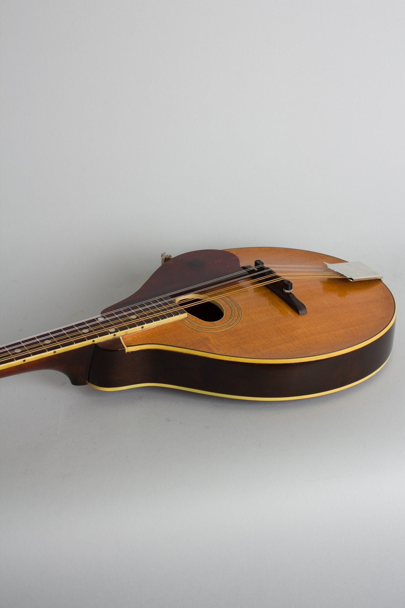 Gibson A-2 Snakehead Carved Top Mandolin (1923)