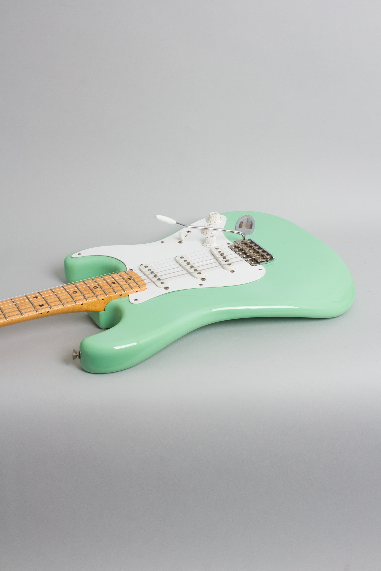 Fender American Vintage 1957 Reissue Stratocaster AVRI 6 string electric Guitar (1987)