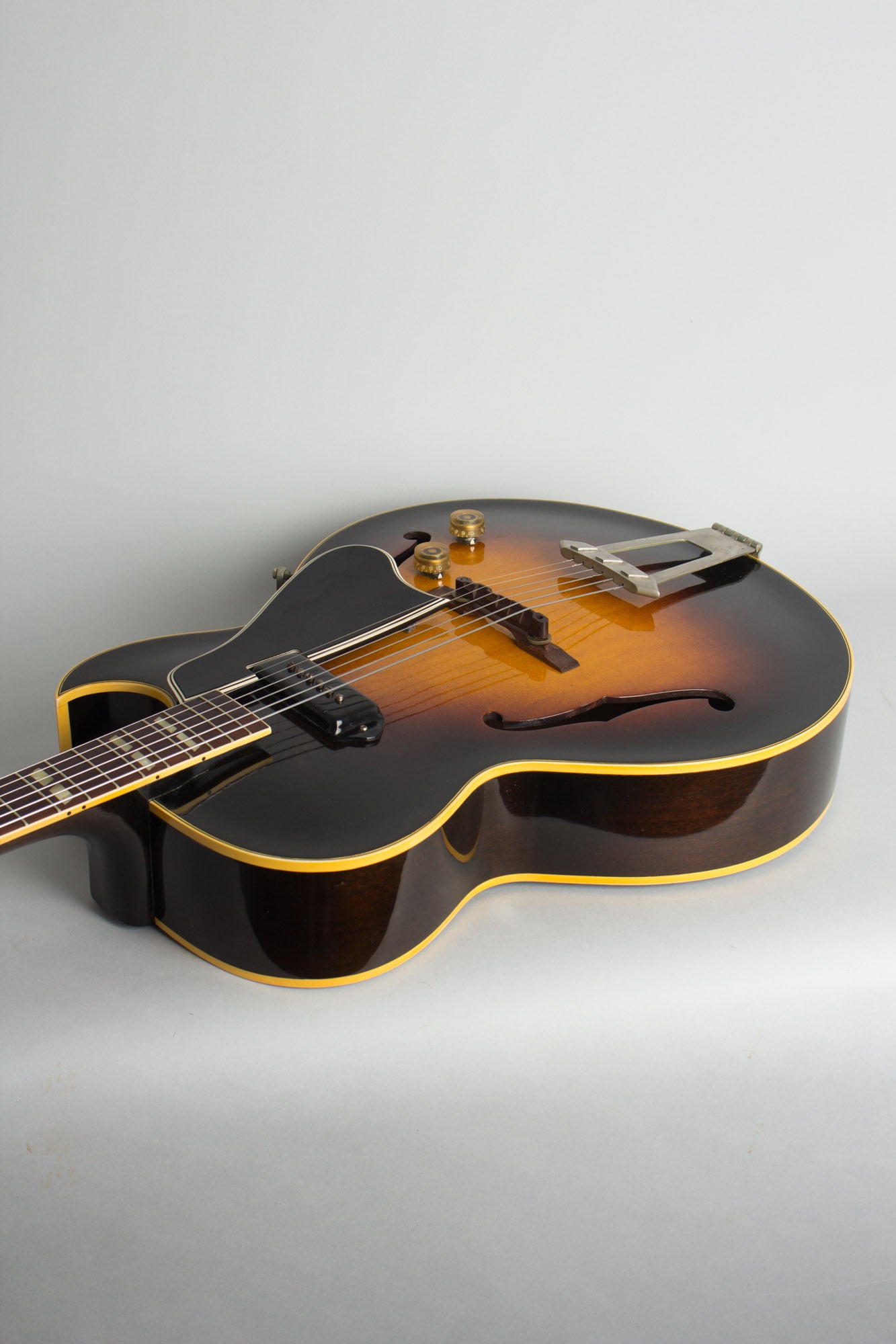 Gibson ES-175 Arch Top Hollow Body Electric Guitar (1954)