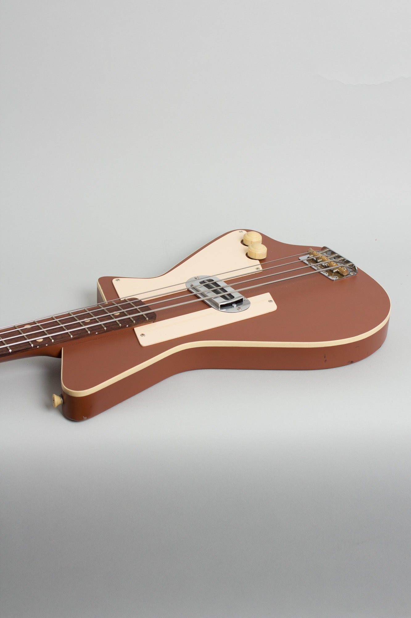 Guttlin Baron Bass Owned by Jeff Tweedy of Wilco Solid Body Electric Bass Guitar (2024)