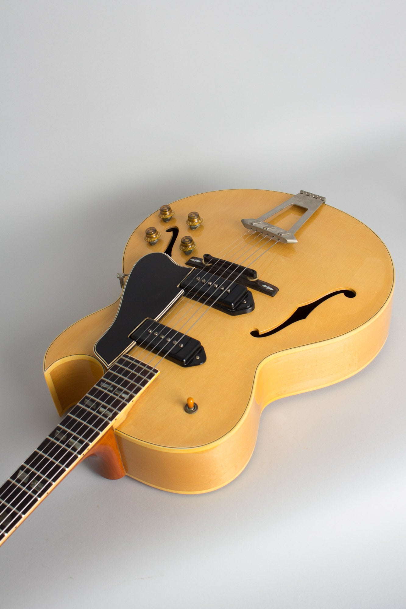 Gibson ES-175DN Arch Top Hollow Body Electric Guitar (1956)
