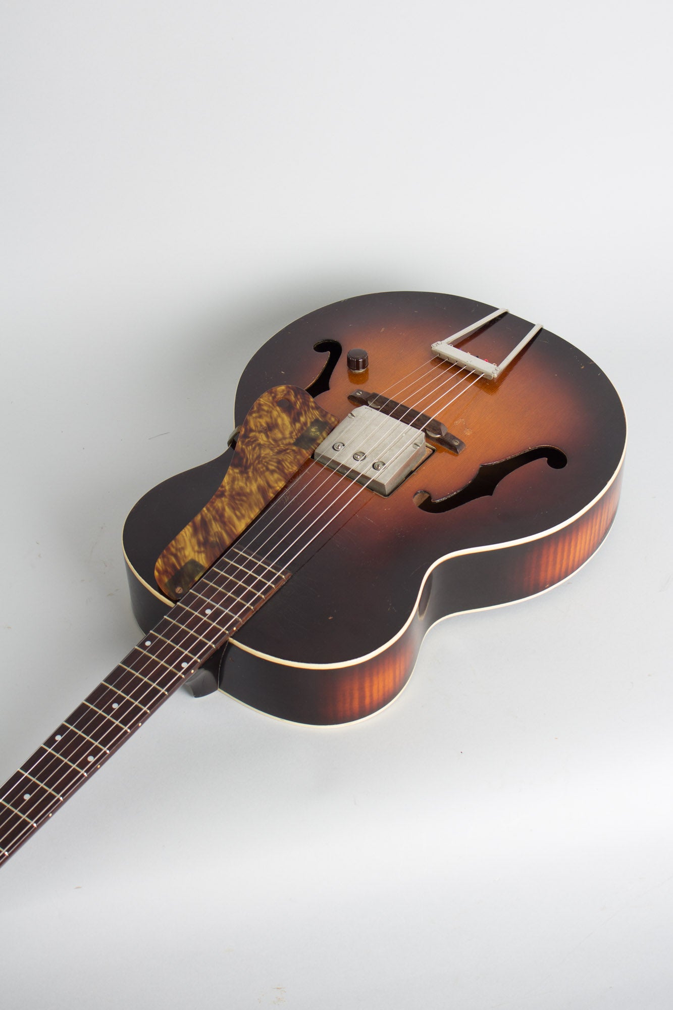 Harmony Supertone E-2294 Hollow Body Electric Guitar (1940)